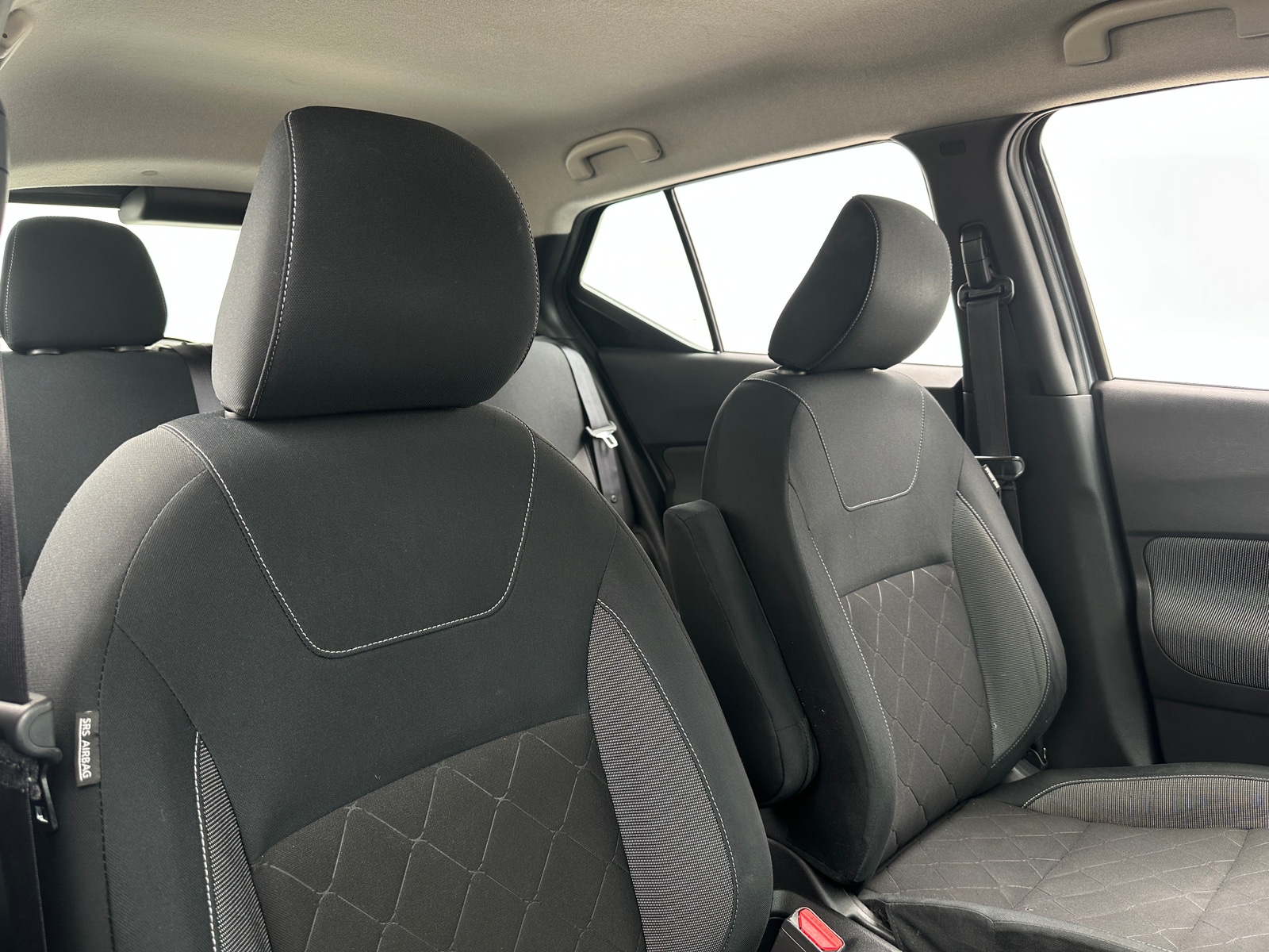 Thumbnail: 2019 Nissan Kicks - 2