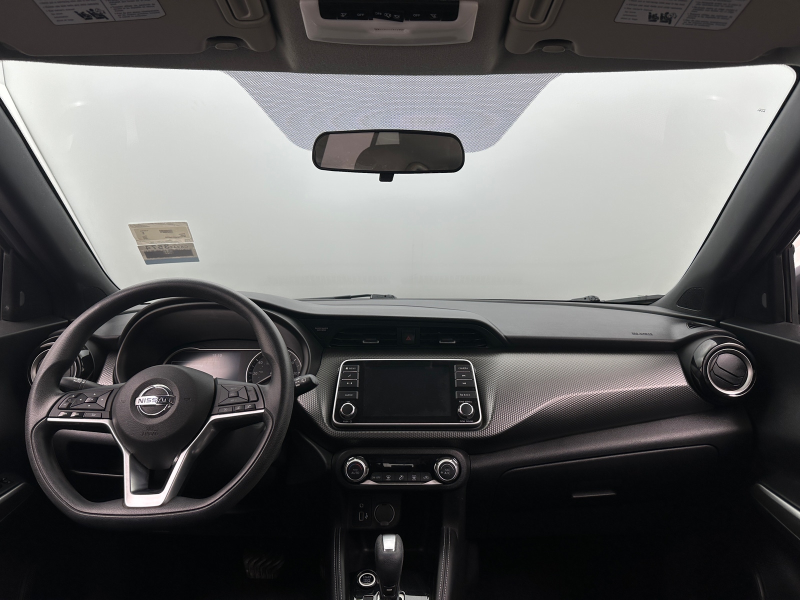 Thumbnail: 2019 Nissan Kicks - 3