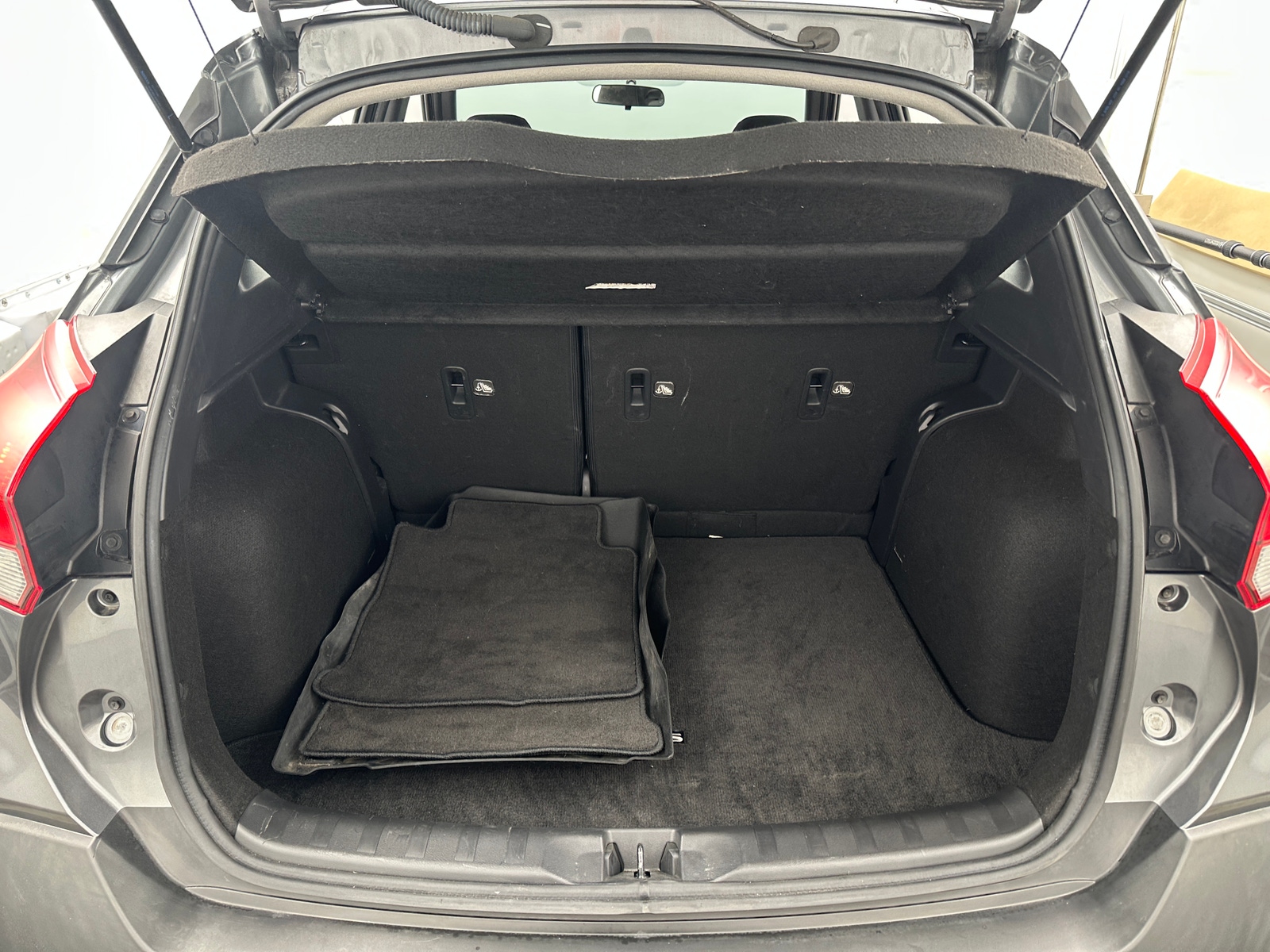 Thumbnail: 2019 Nissan Kicks - 7