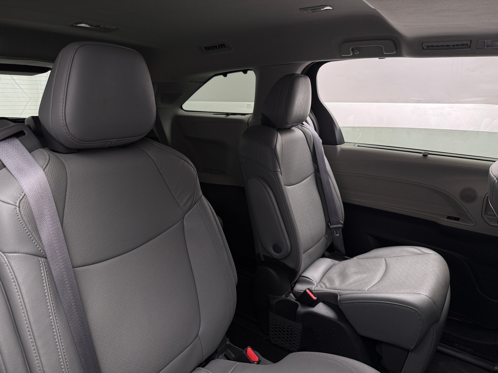 Thumbnail: 2024 Toyota Sienna - 5