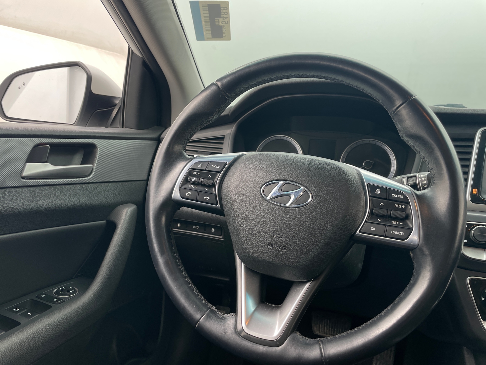 Thumbnail: 2018 Hyundai Sonata - 4