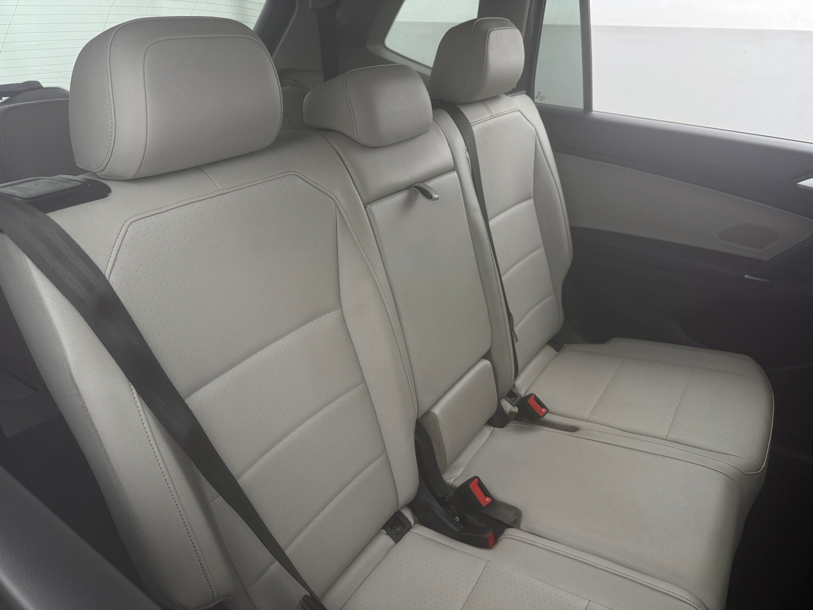 Thumbnail: 2020 Volkswagen Tiguan - 5