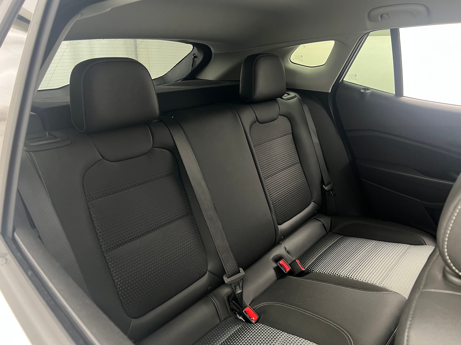 Thumbnail: 2025 Chevrolet Trax - 6