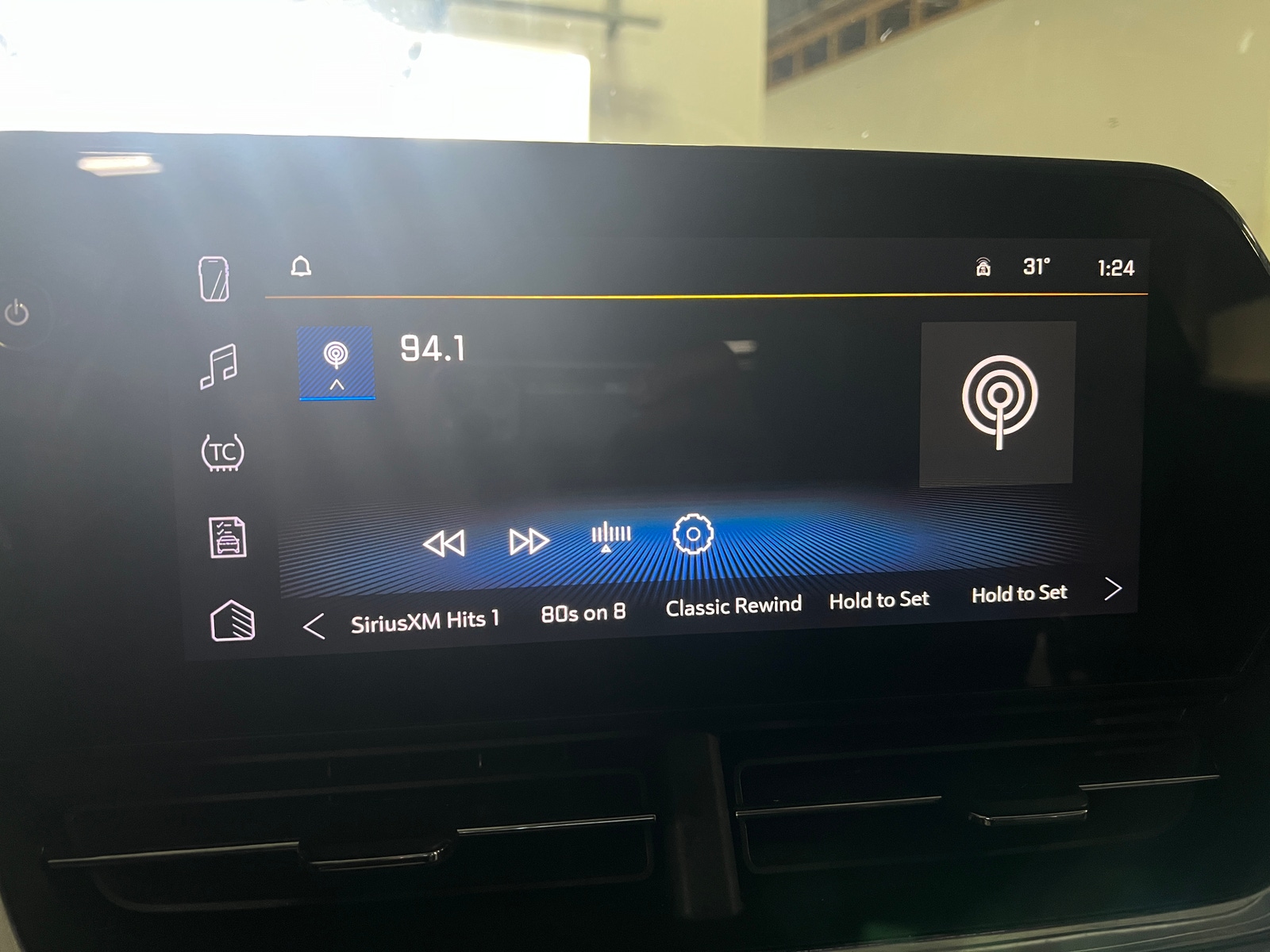 Thumbnail: 2025 Chevrolet Trax - 4