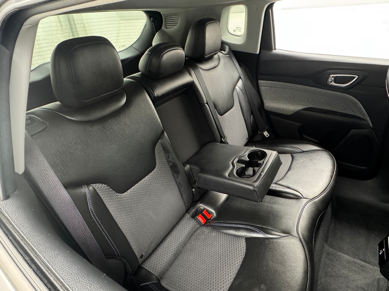 Thumbnail: 2022 Jeep Compass - 6