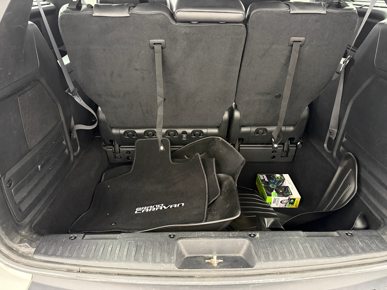 Thumbnail: 2017 Dodge Grand Caravan - 6