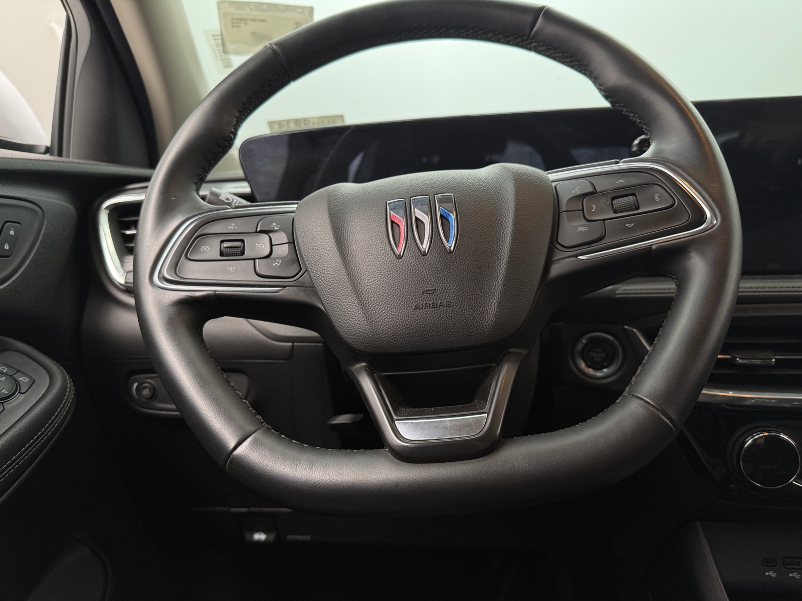 Thumbnail: 2024 Buick Encore GX - 4