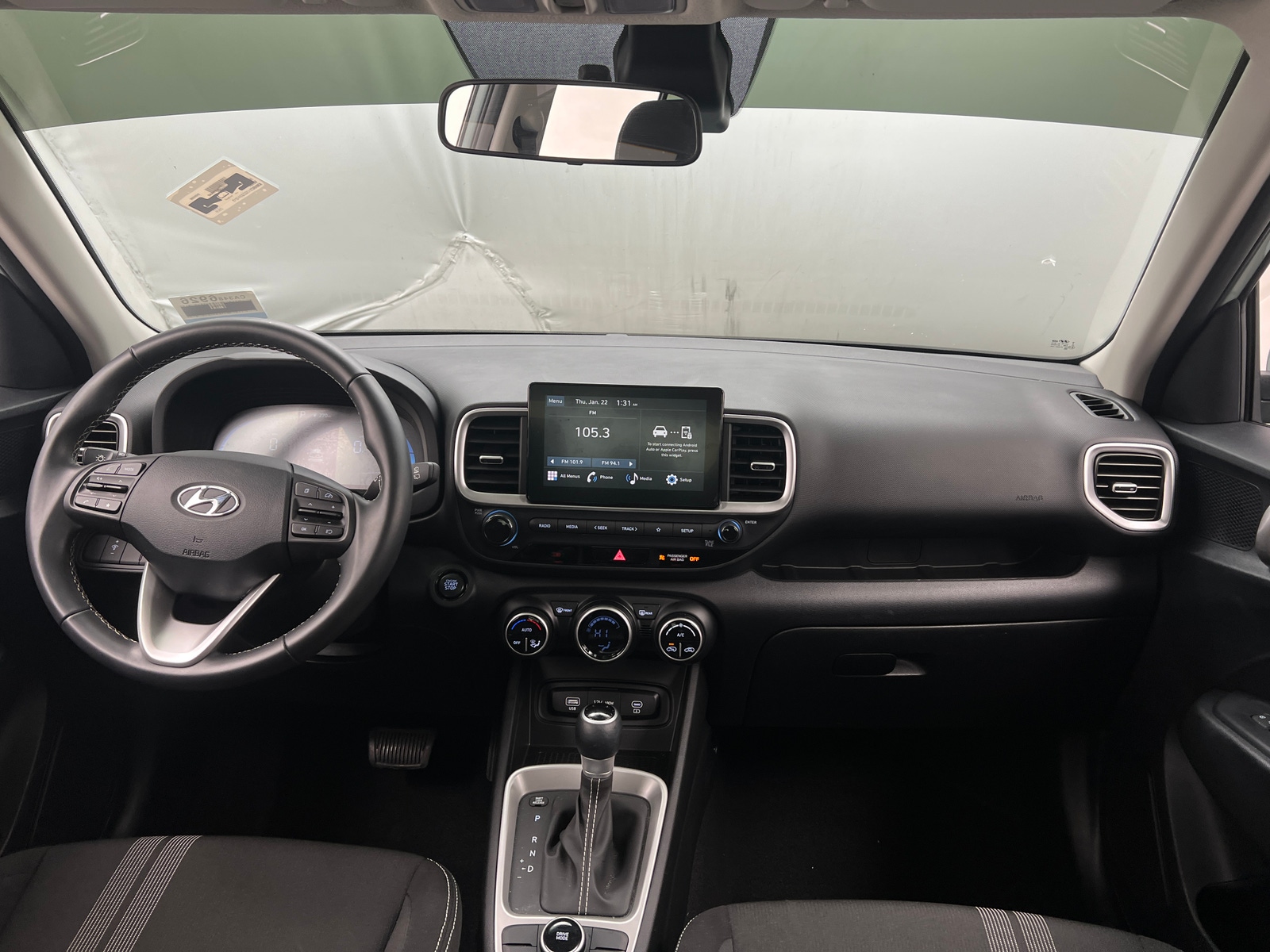 Thumbnail: 2025 Hyundai Venue - 3