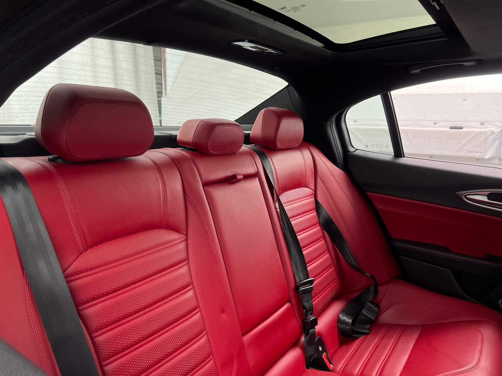 Thumbnail: 2020 Alfa Romeo Giulia - 5