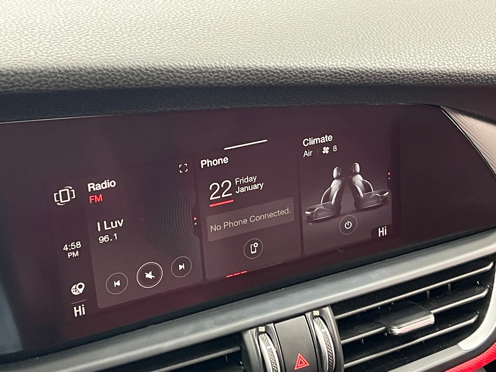 Thumbnail: 2020 Alfa Romeo Giulia - 3