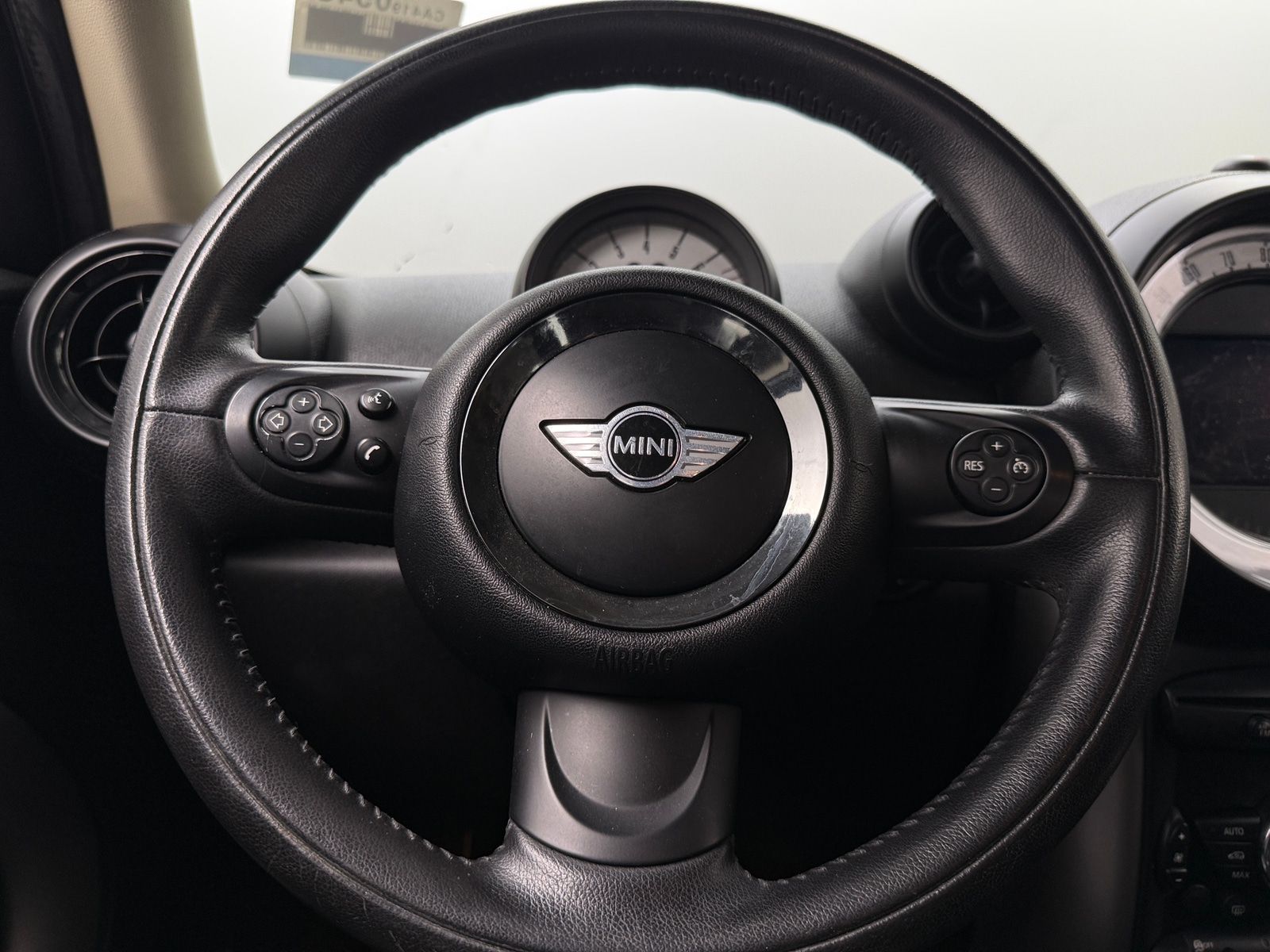 Thumbnail: 2014 MINI Cooper Countryman - 4