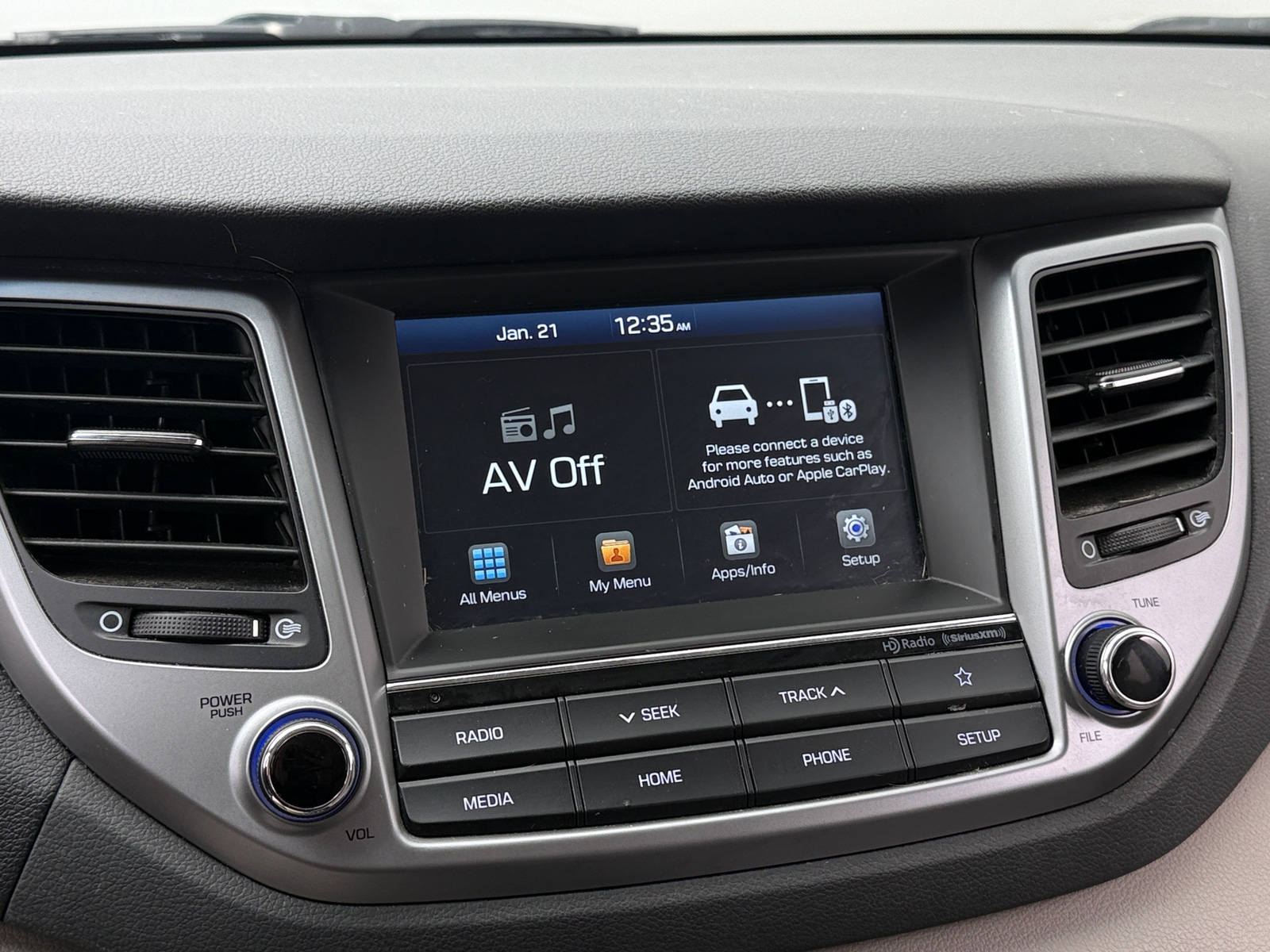 Thumbnail: 2018 Hyundai Tucson - 4