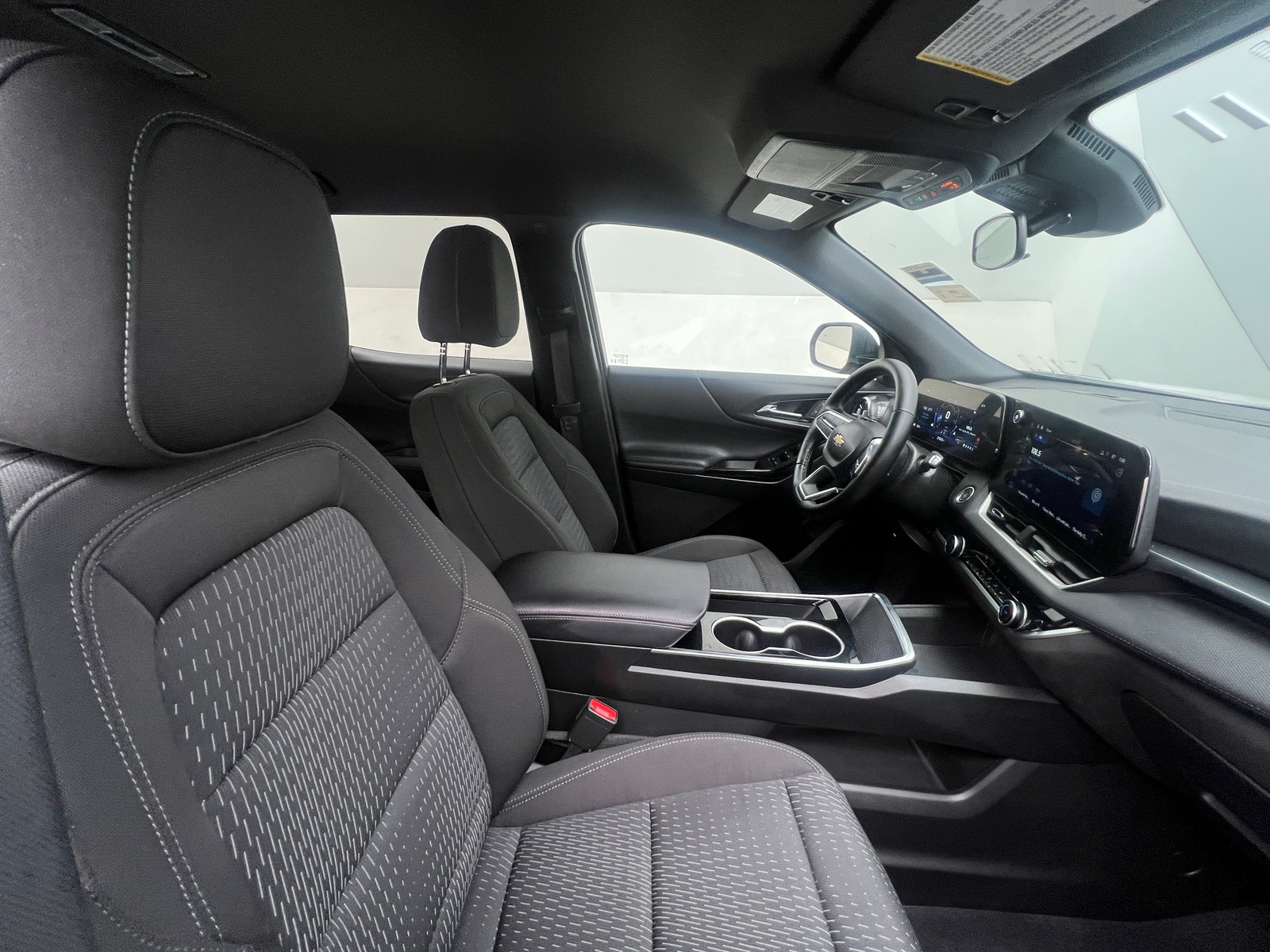 Thumbnail: 2025 Chevrolet Equinox - 2