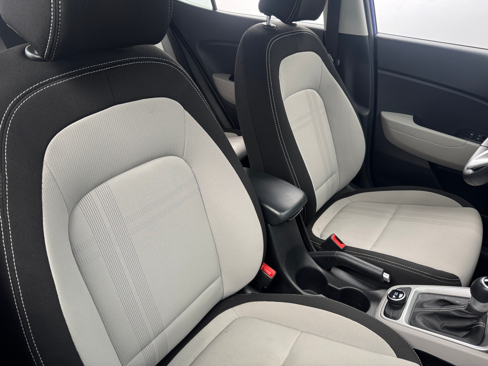 Thumbnail: 2024 Hyundai Venue - 2