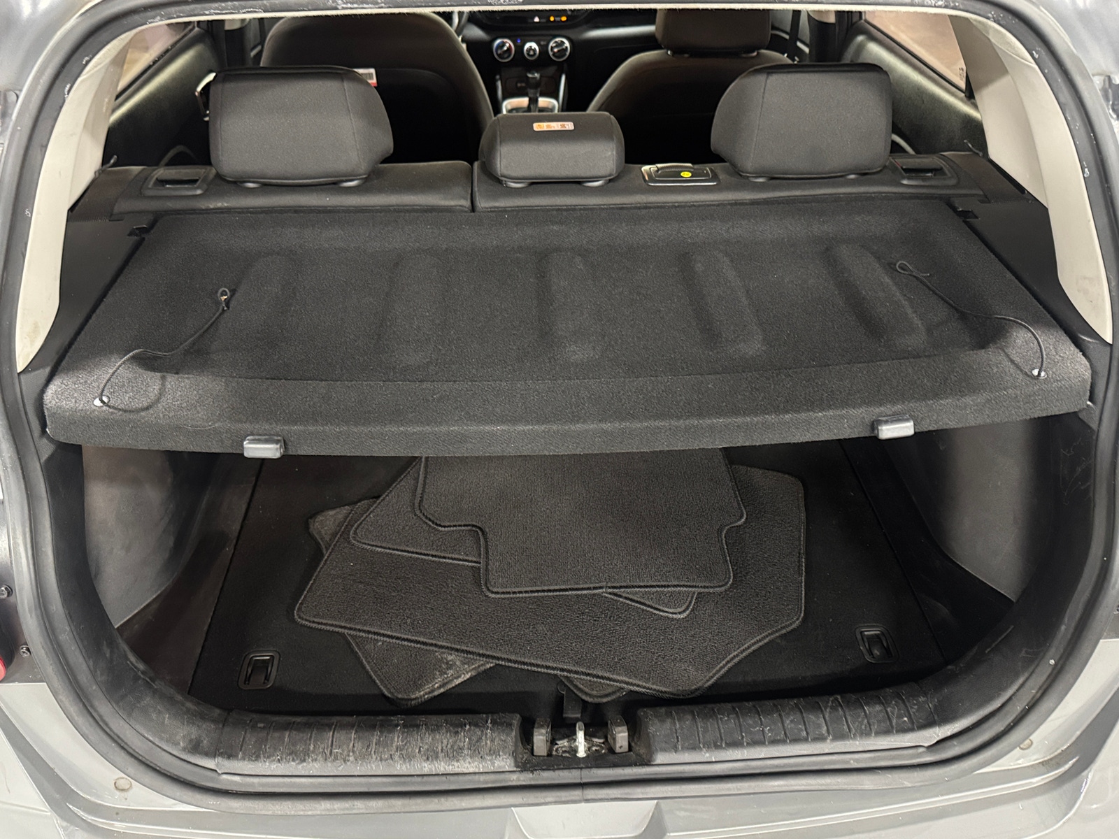 Thumbnail: 2021 Hyundai Venue - 7