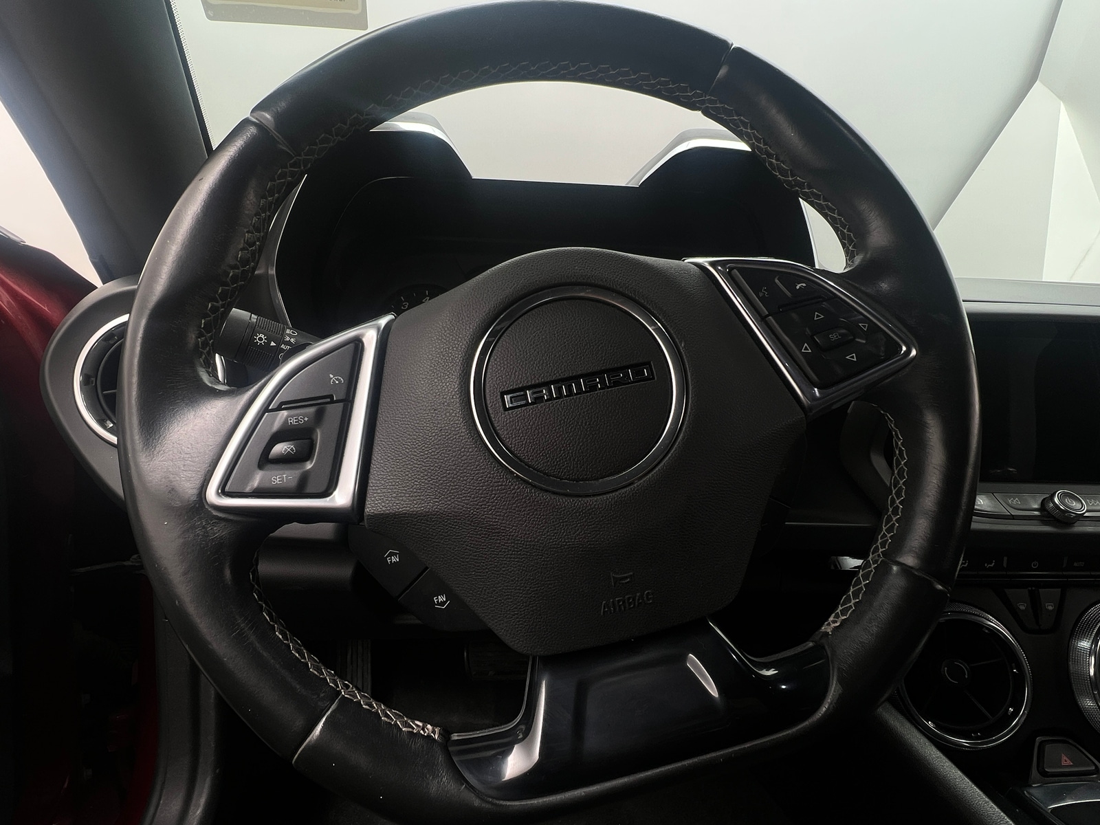 Thumbnail: 2018 Chevrolet Camaro - 4