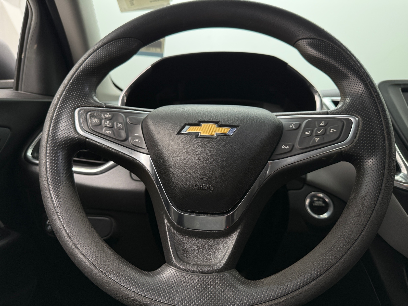 Thumbnail: 2020 Chevrolet Equinox - 5