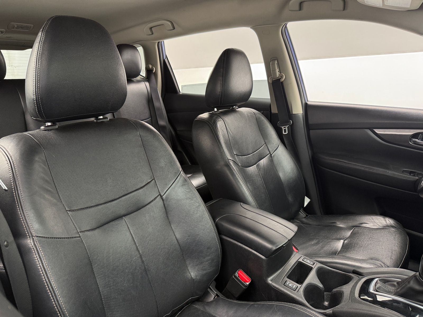 Thumbnail: 2019 Nissan Rogue - 2