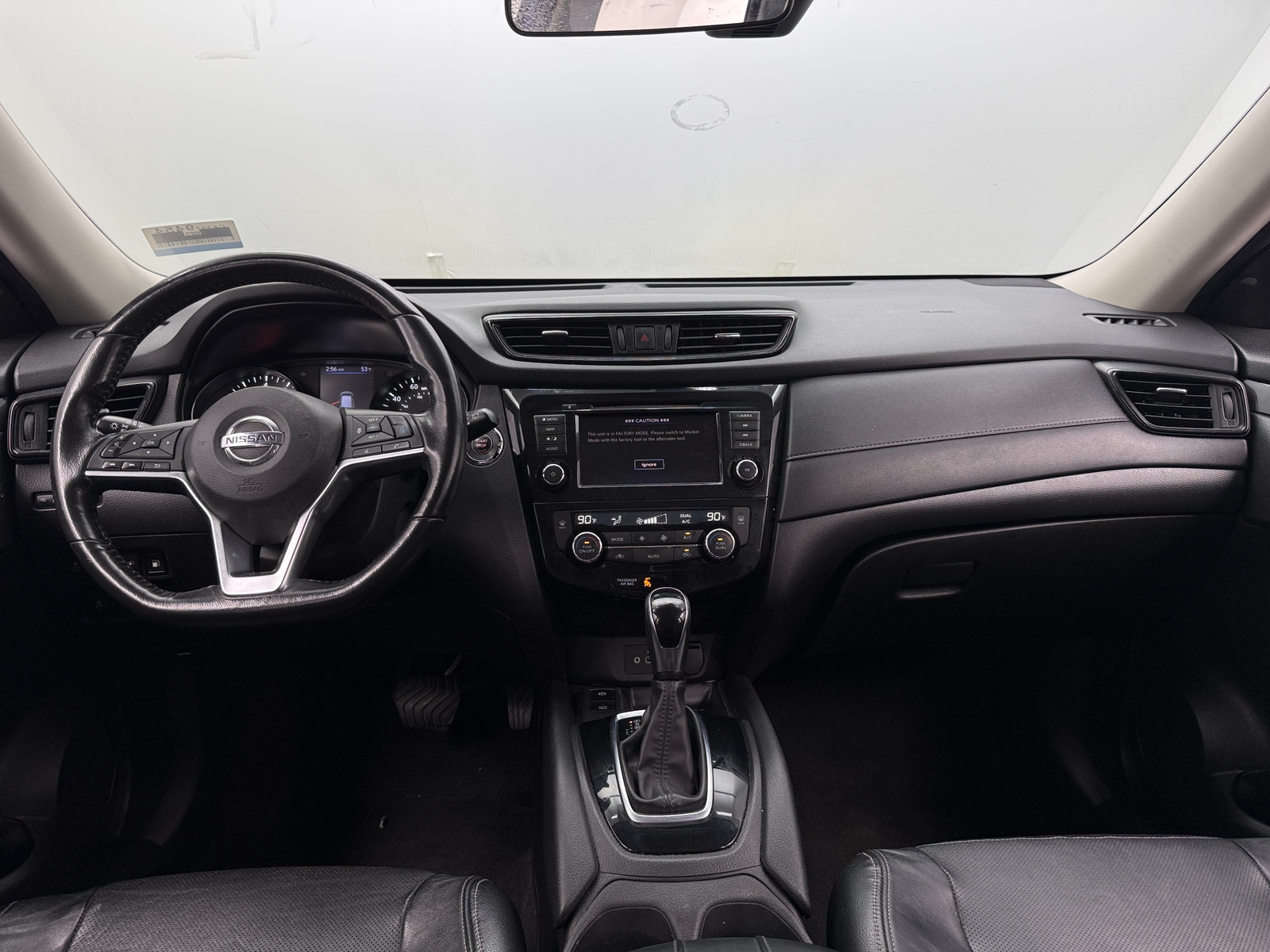 Thumbnail: 2019 Nissan Rogue - 3