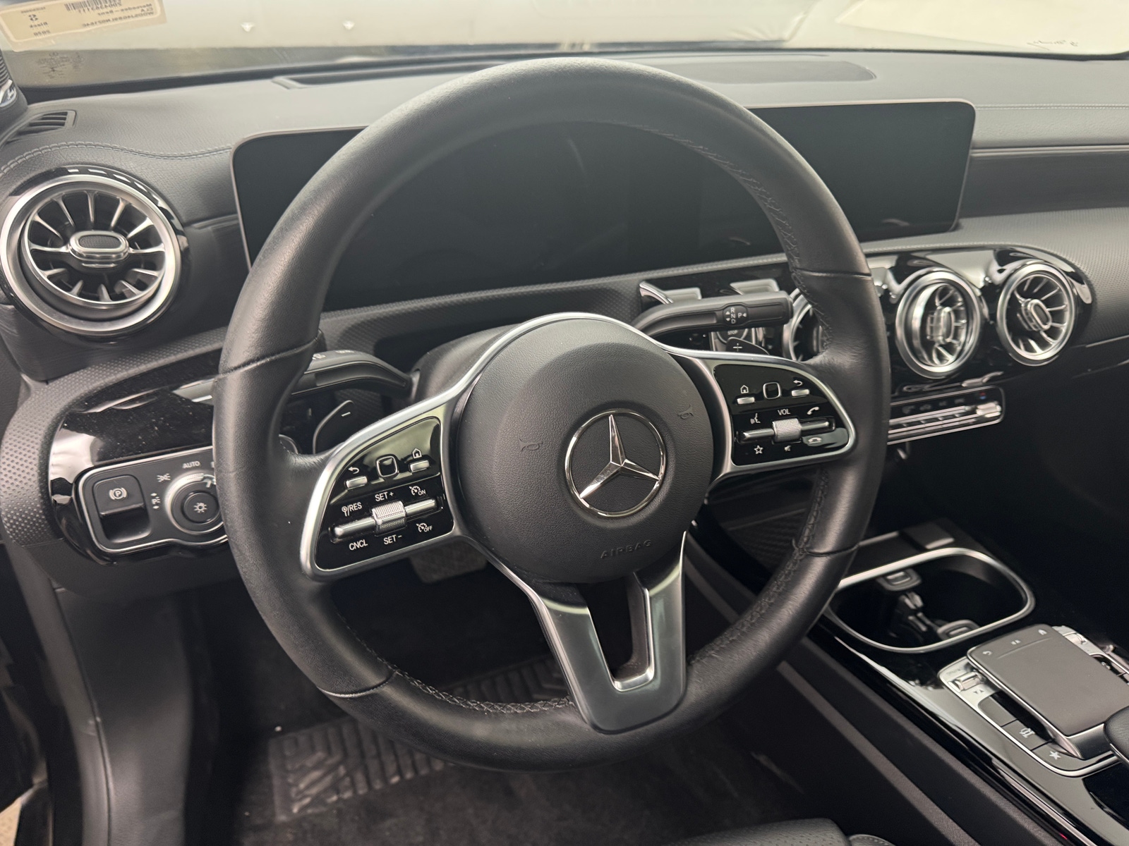 Thumbnail: 2020 Mercedes-Benz CLA - 3