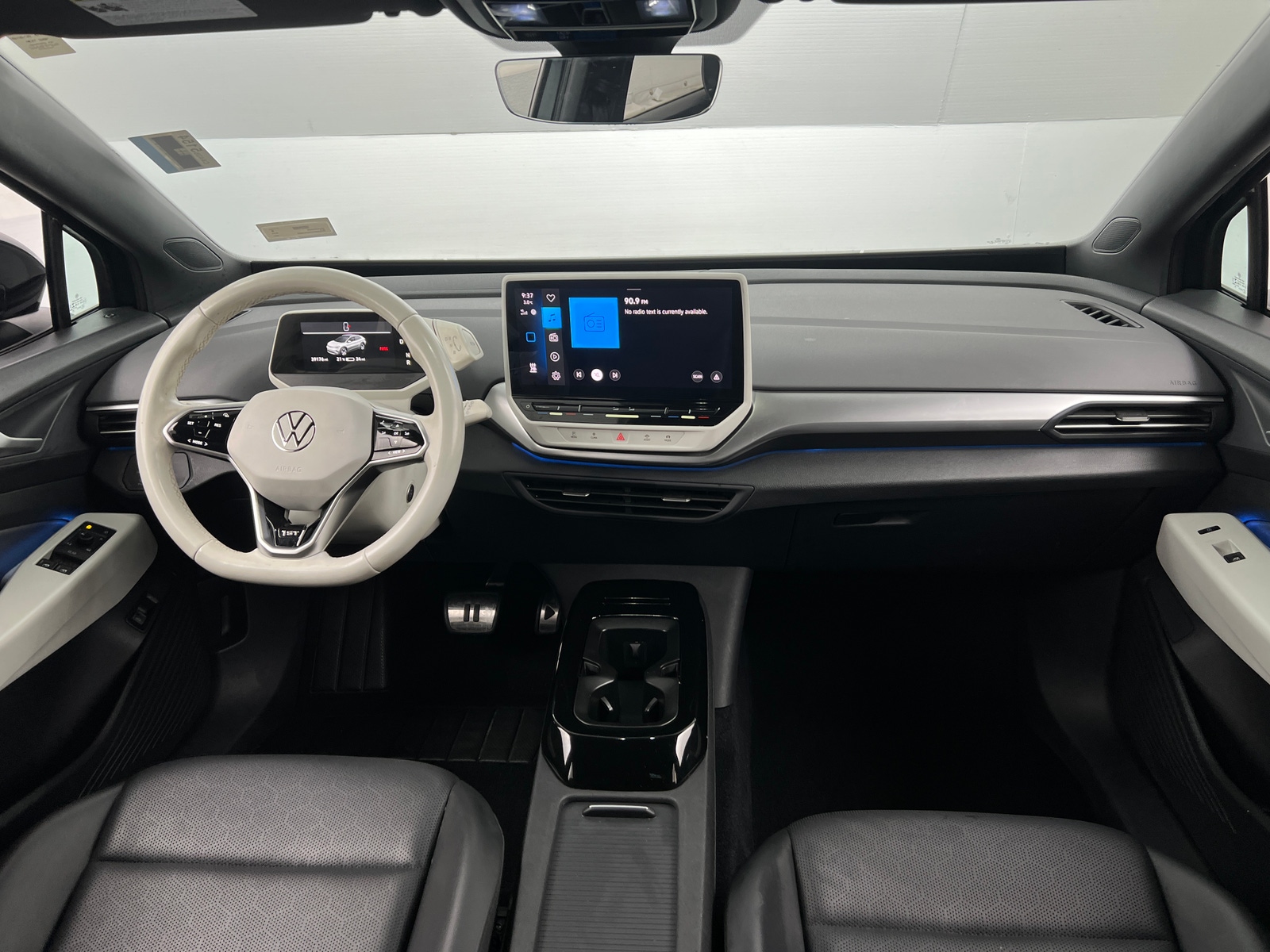 Thumbnail: 2021 Volkswagen ID.4 - 2