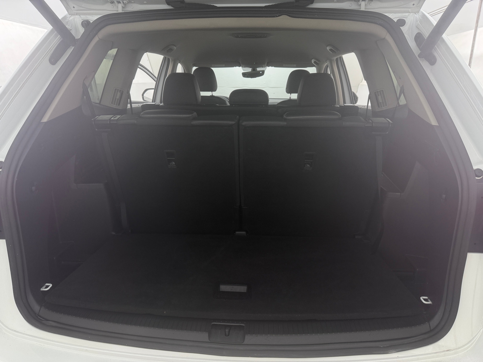 Thumbnail: 2021 Volkswagen Atlas - 6