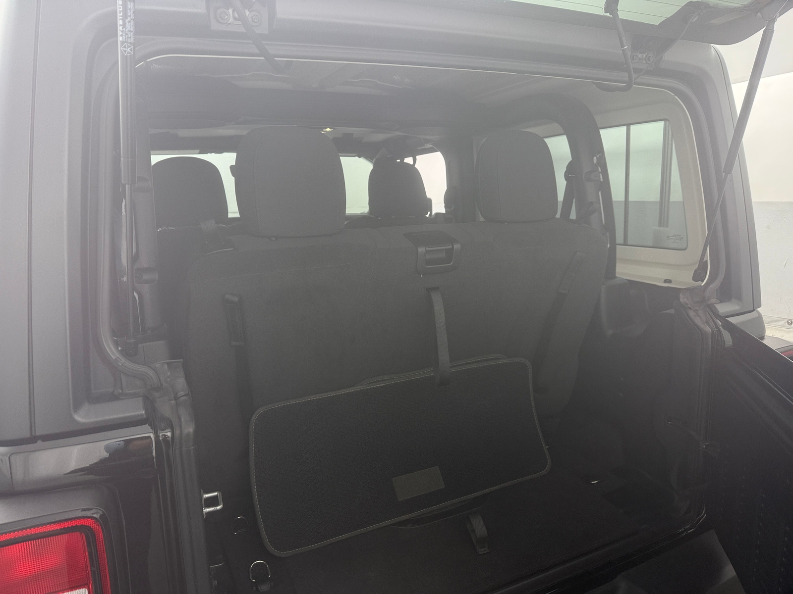 Thumbnail: 2021 Jeep Wrangler - 7