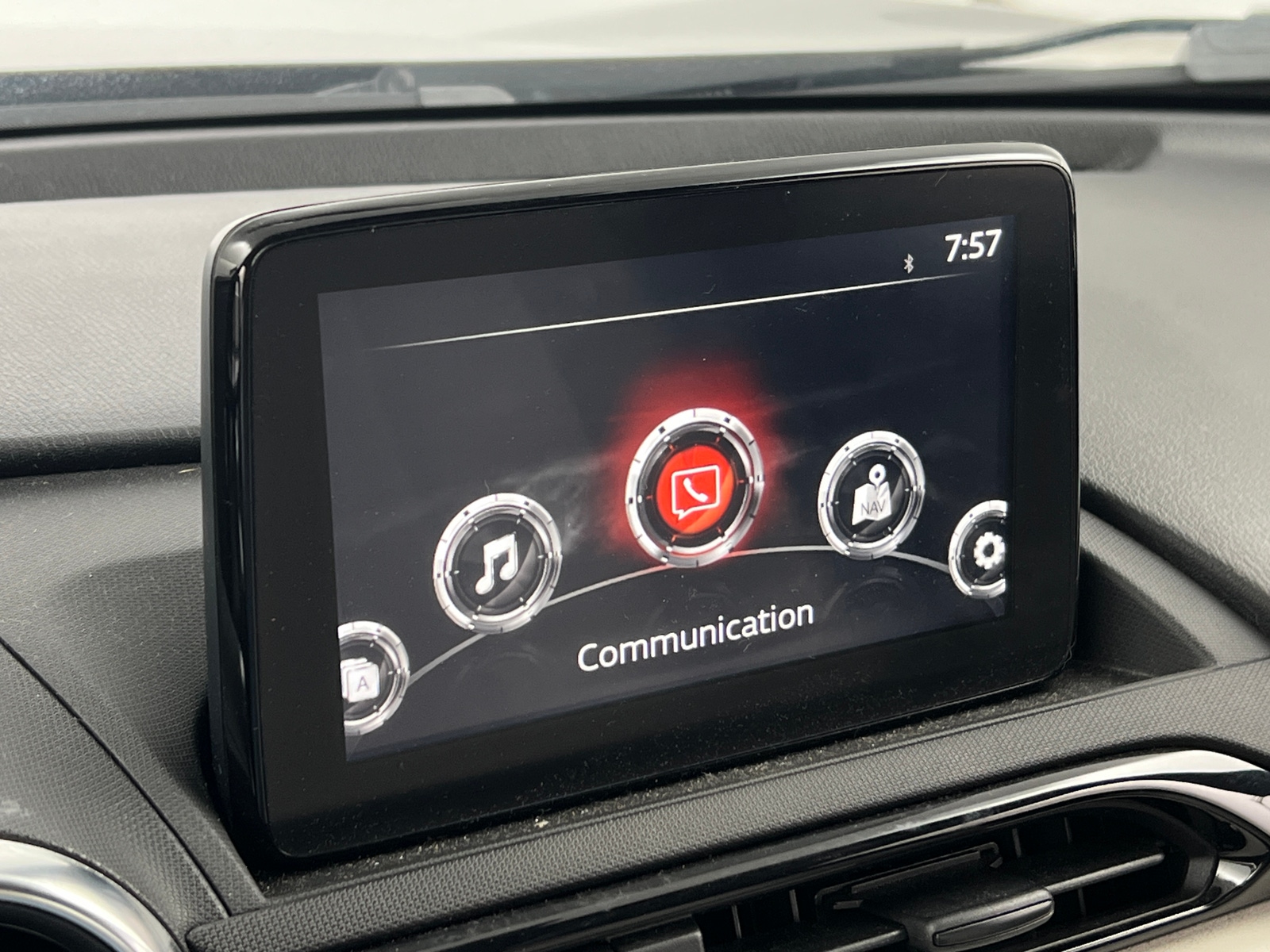 Thumbnail: 2021 Mazda MX-5 Miata - 3