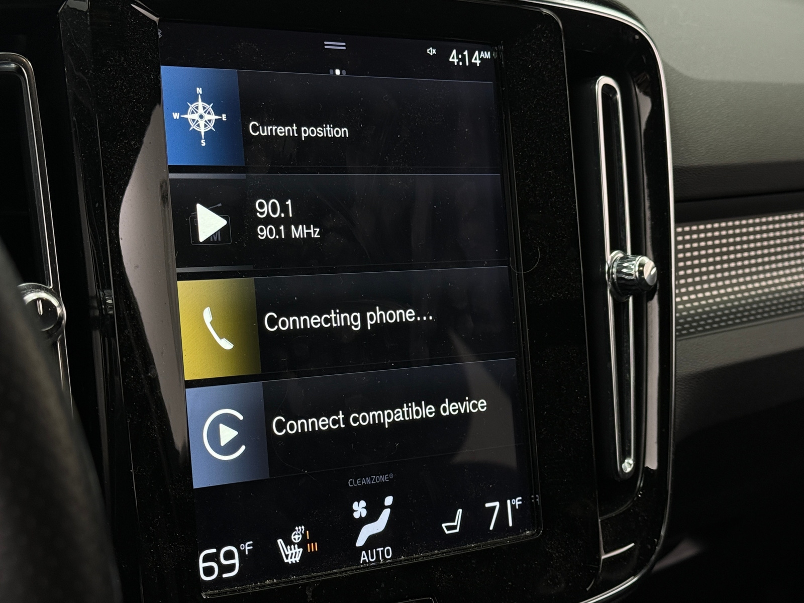 Thumbnail: 2020 Volvo XC40 - 3