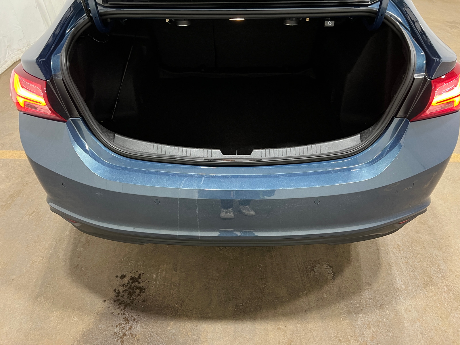 Thumbnail: 2024 Chevrolet Malibu - 6