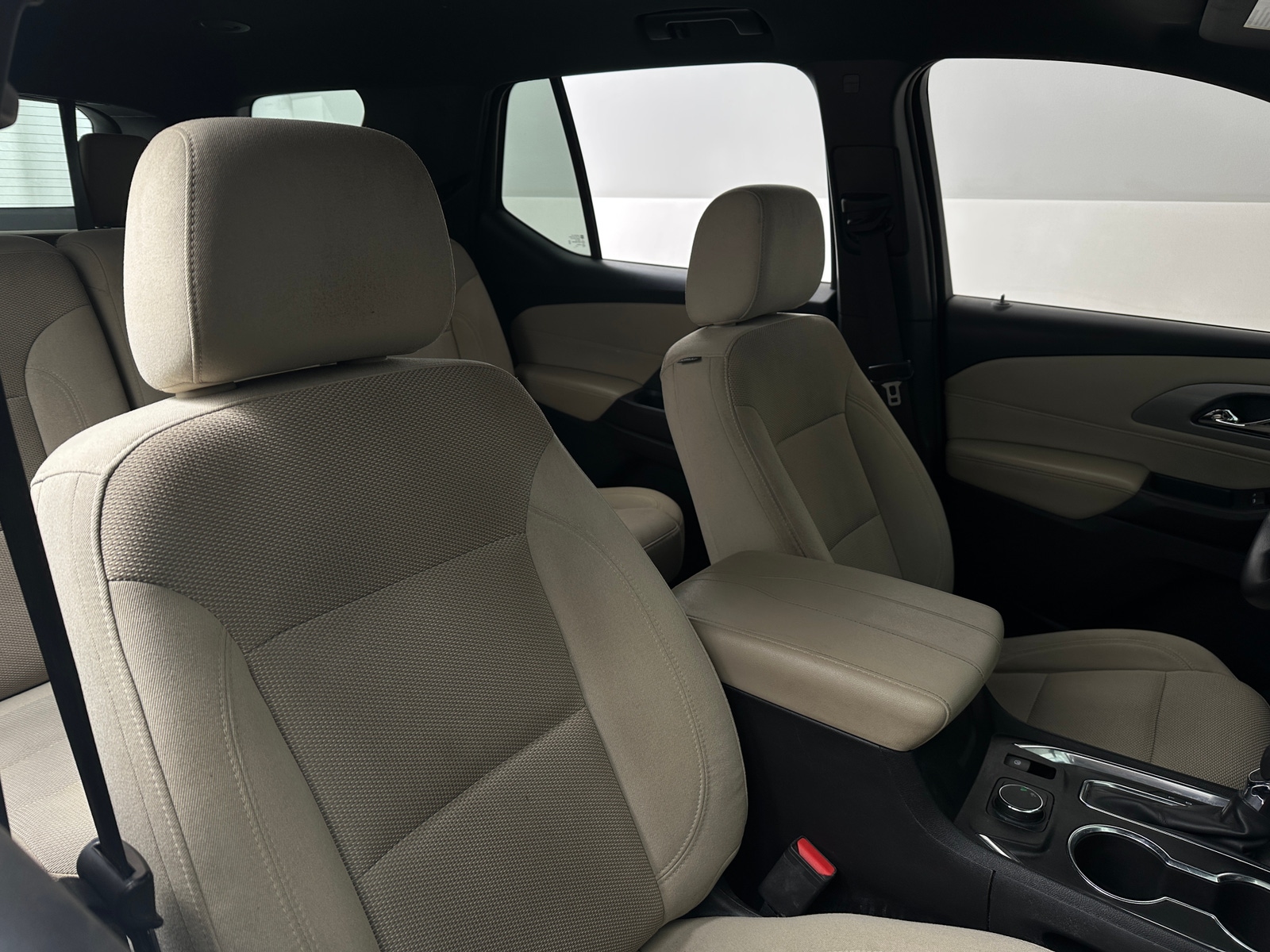 Thumbnail: 2022 Chevrolet Traverse - 2