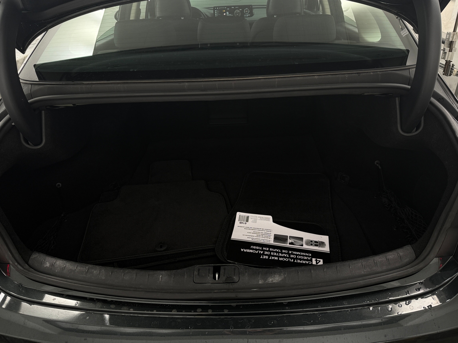 Thumbnail: 2023 Genesis G80 - 6