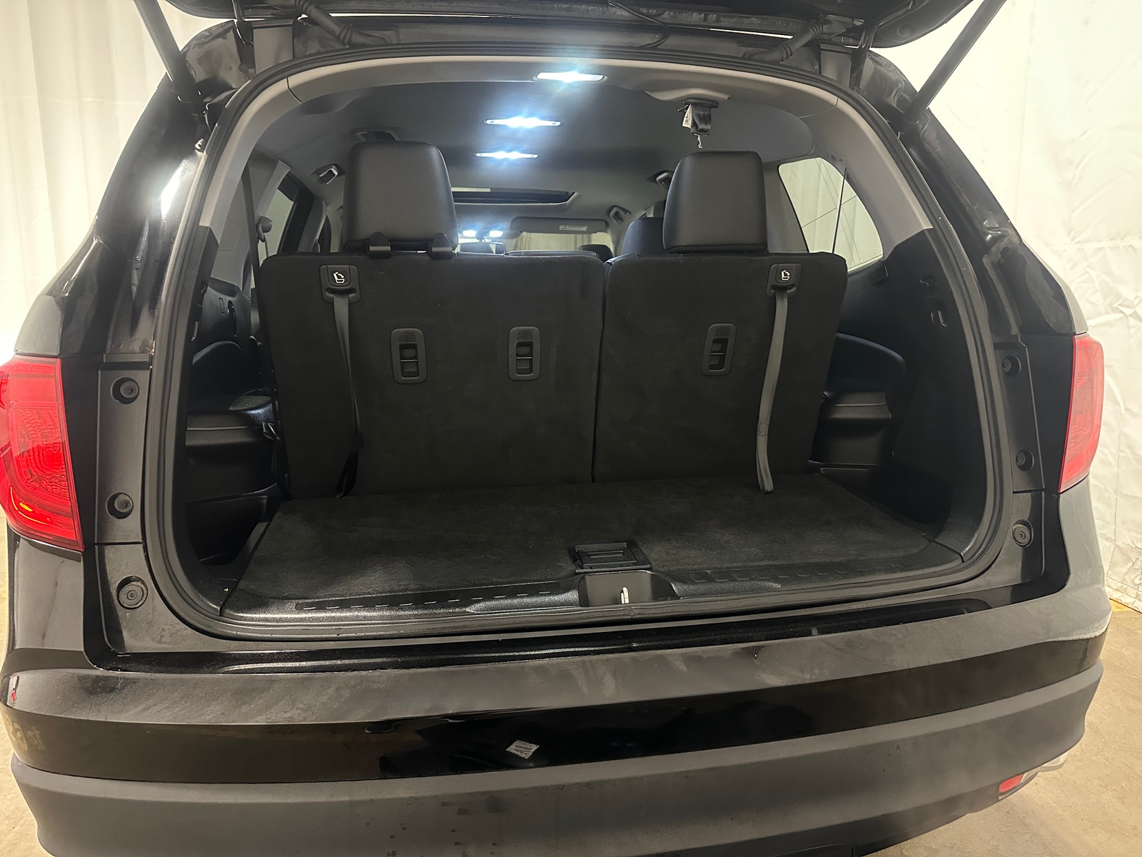 Thumbnail: 2017 Honda Pilot - 6