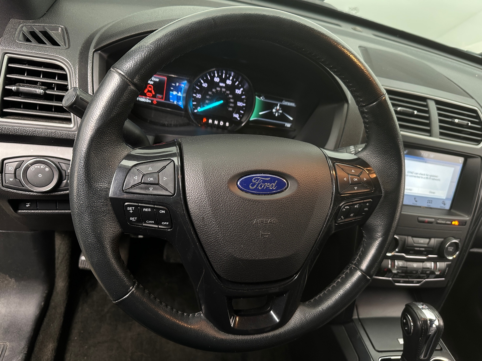 Thumbnail: 2018 Ford Explorer - 4