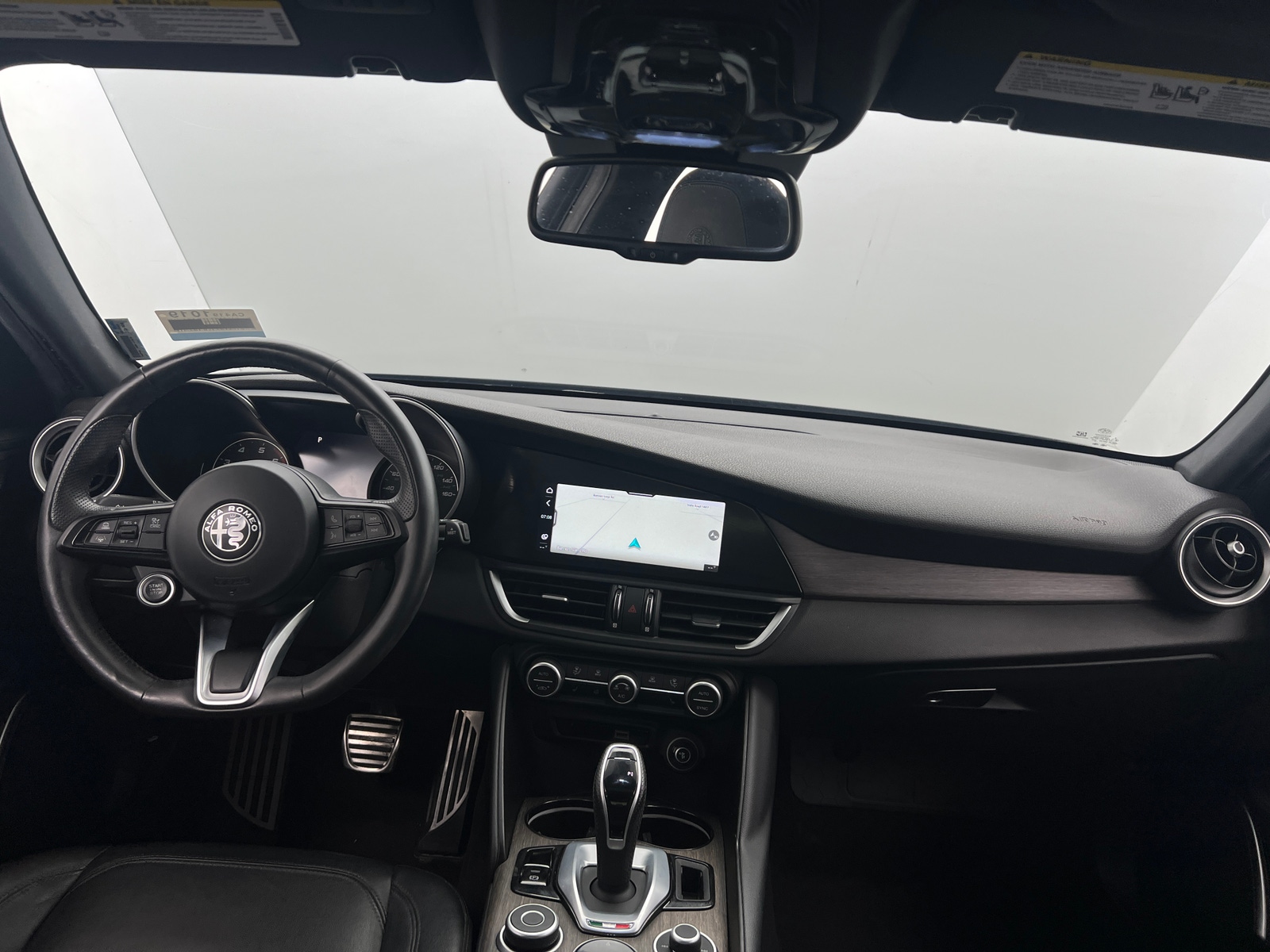 Thumbnail: 2022 Alfa Romeo Giulia - 2