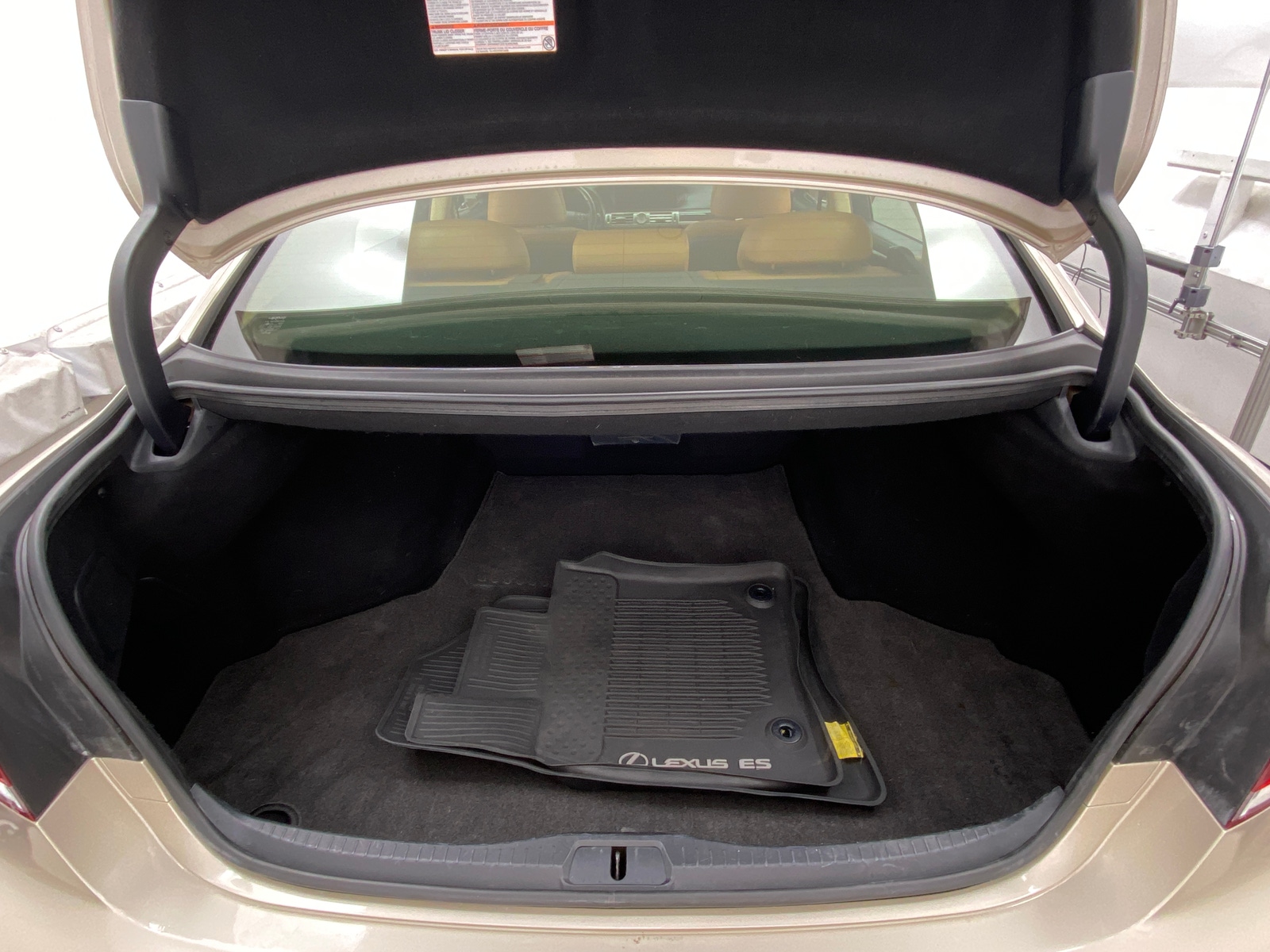 Thumbnail: 2015 Lexus LS - 6