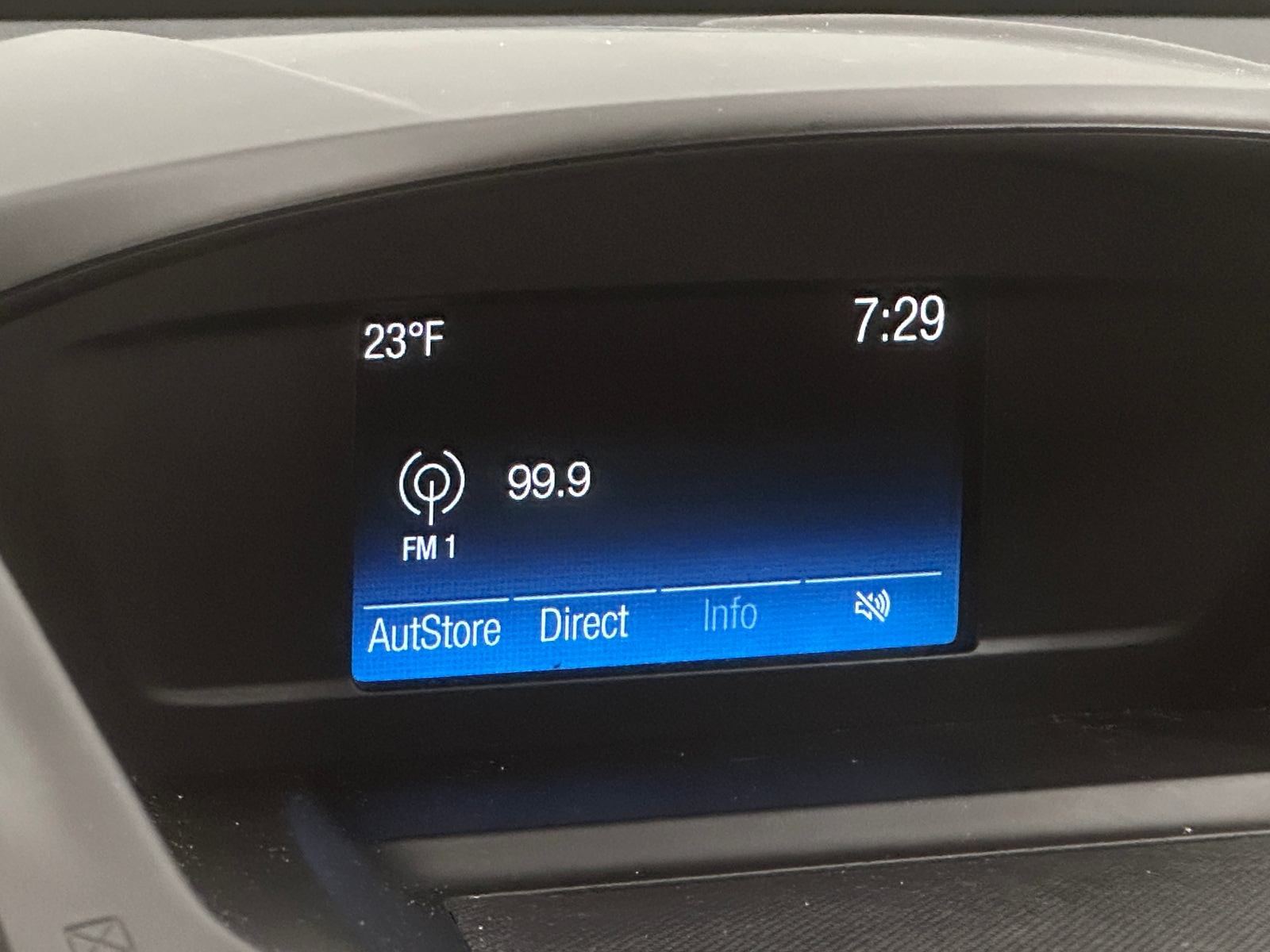 Thumbnail: 2018 Ford Escape - 4