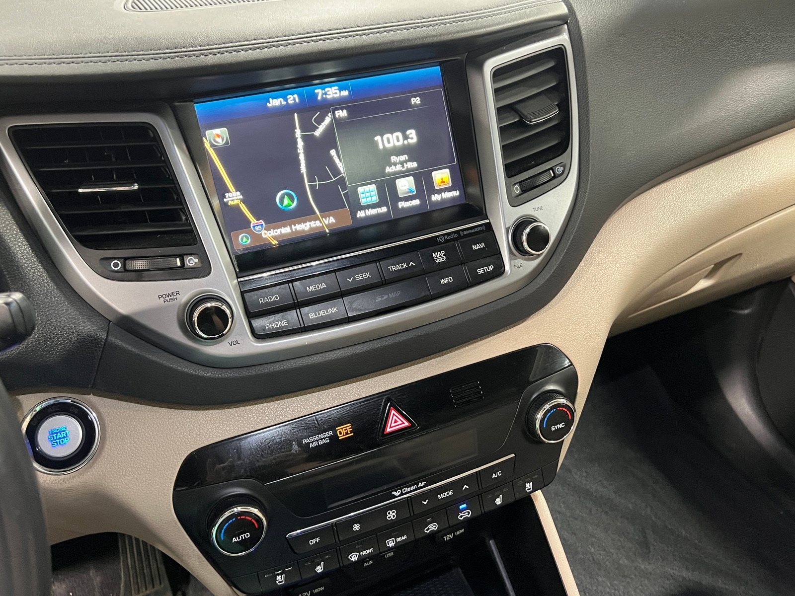 Thumbnail: 2016 Hyundai Tucson - 3