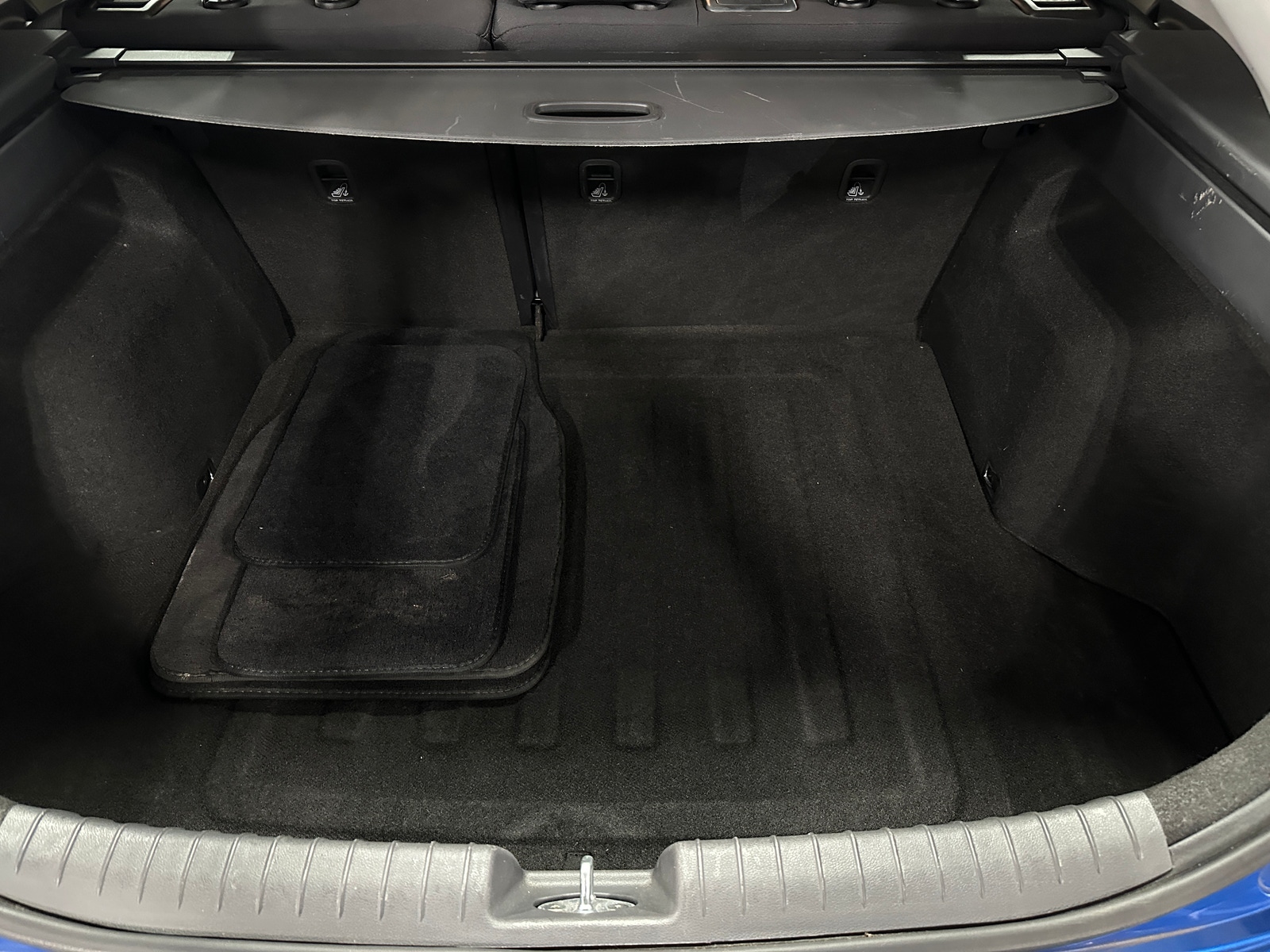 Thumbnail: 2018 Hyundai Ioniq - 7