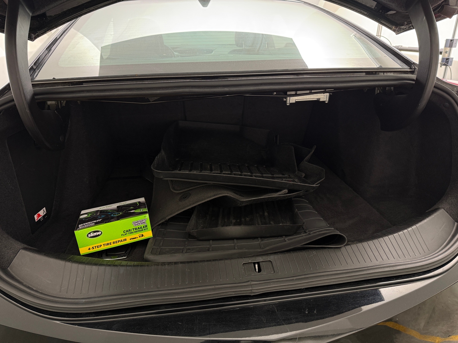 Thumbnail: 2014 Cadillac ELR - 4