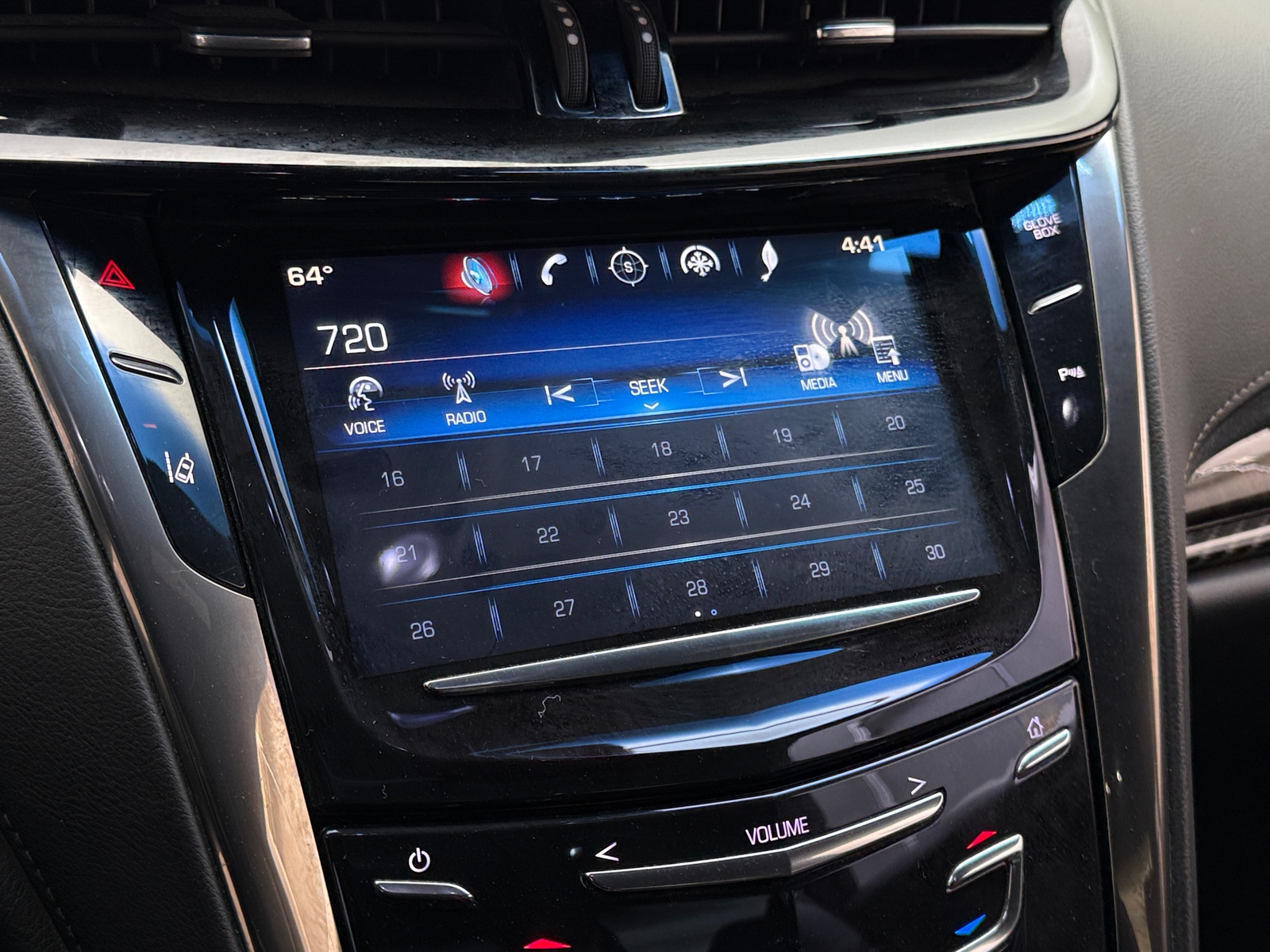 Thumbnail: 2014 Cadillac ELR - 2