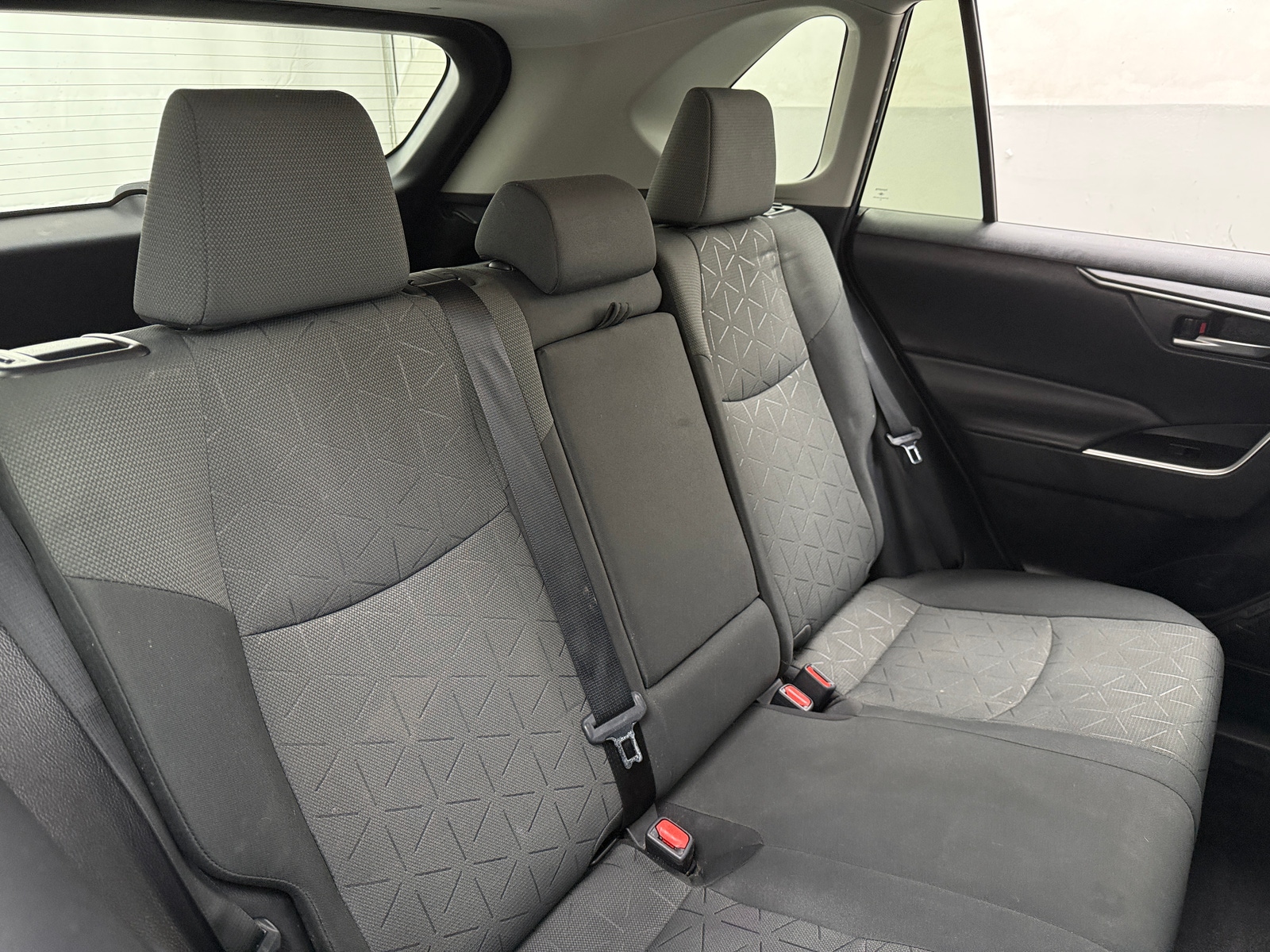 Thumbnail: 2020 Toyota RAV4 - 6