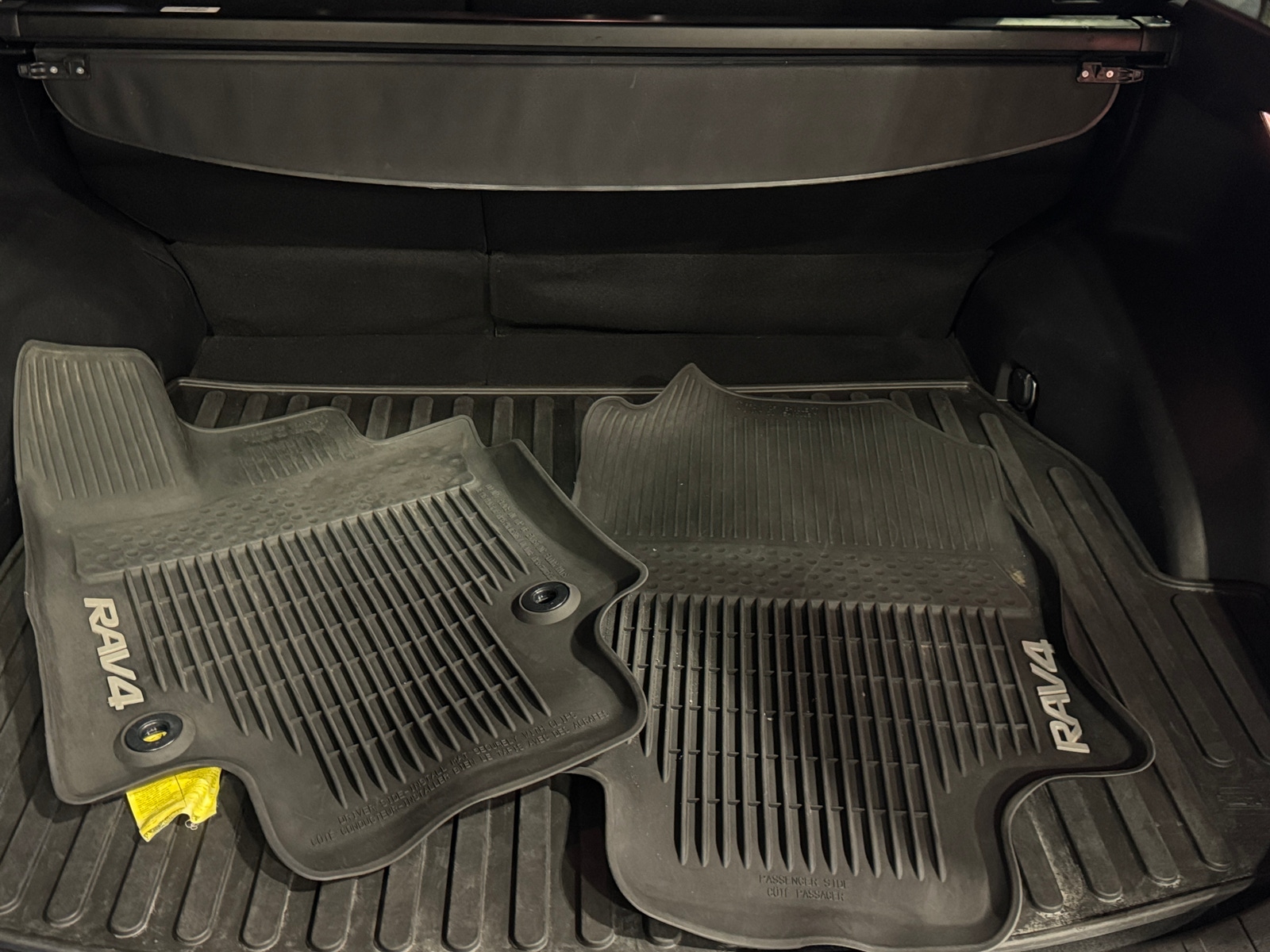 Thumbnail: 2020 Toyota RAV4 - 7