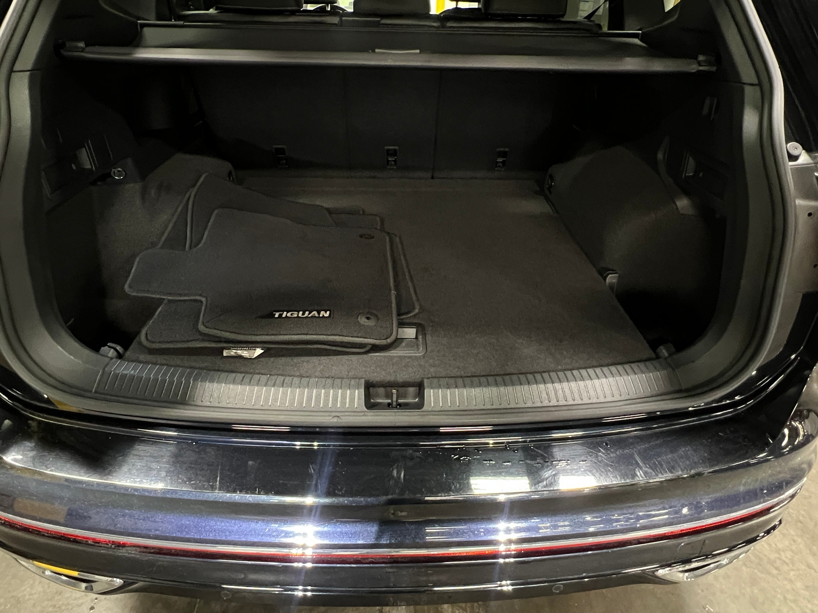 Thumbnail: 2024 Volkswagen Tiguan - 6