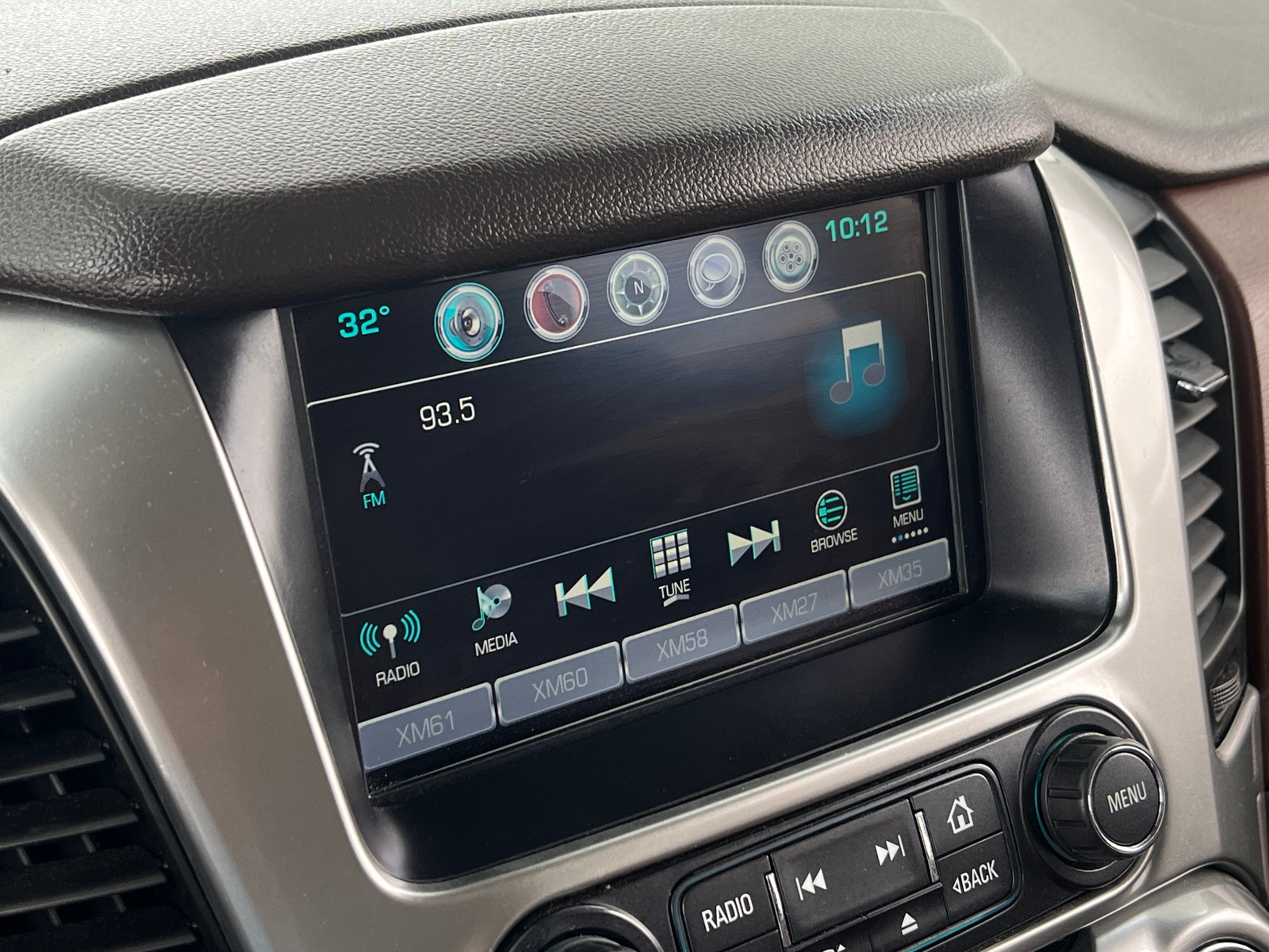 Thumbnail: 2016 Chevrolet Tahoe - 3