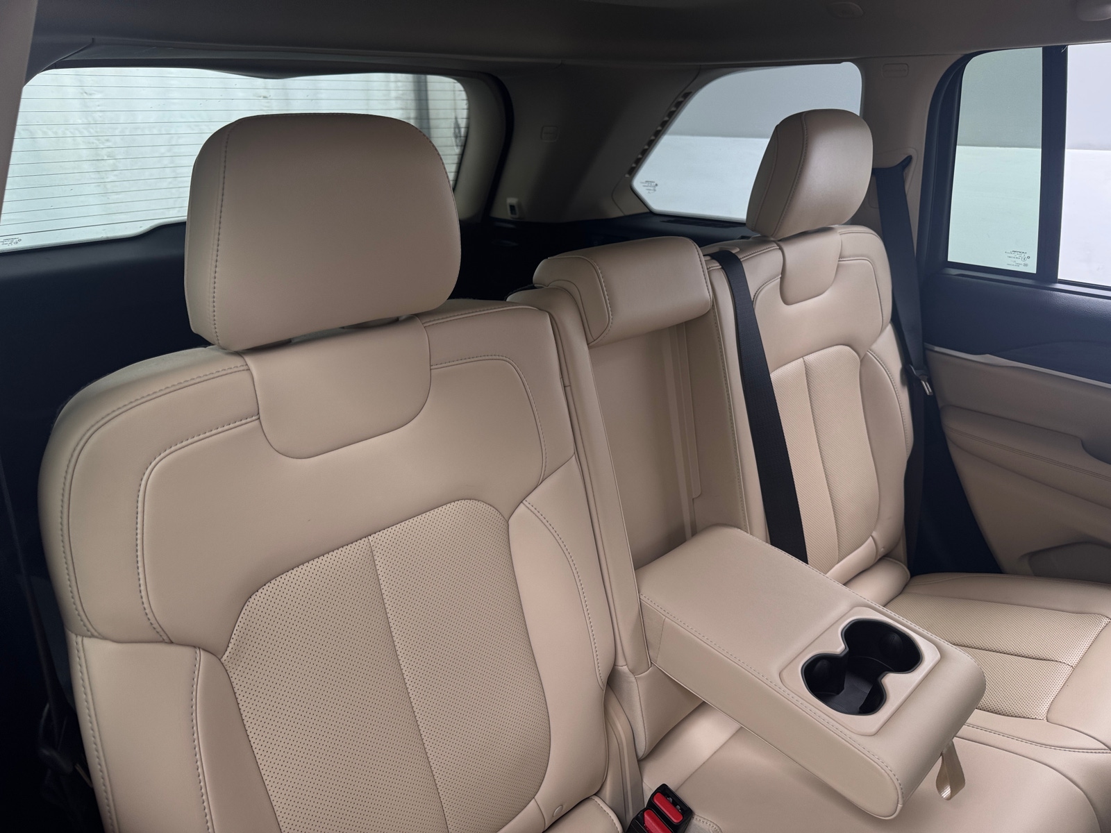 Thumbnail: 2022 Jeep Grand Cherokee - 5