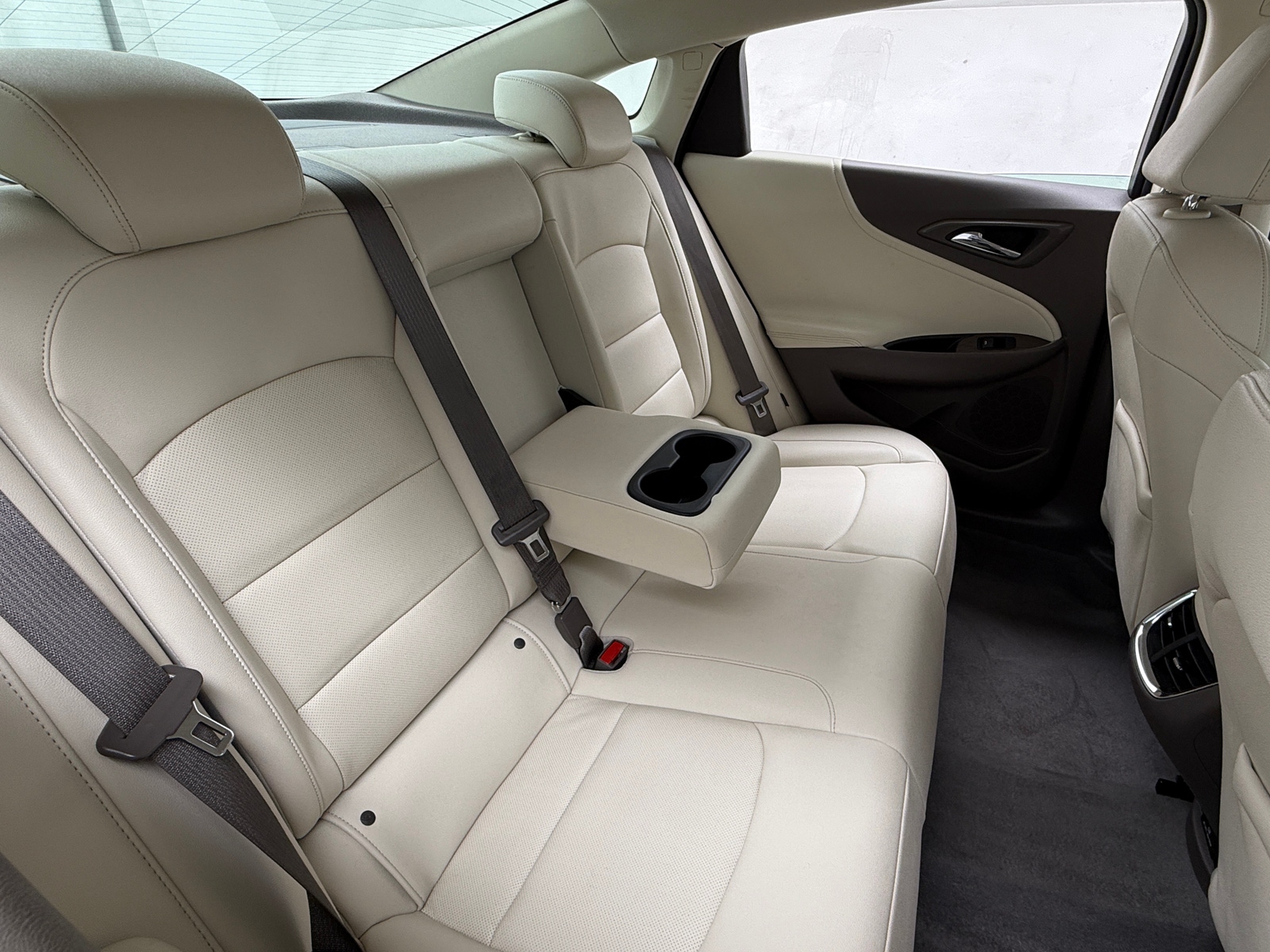 Thumbnail: 2024 Chevrolet Malibu - 5