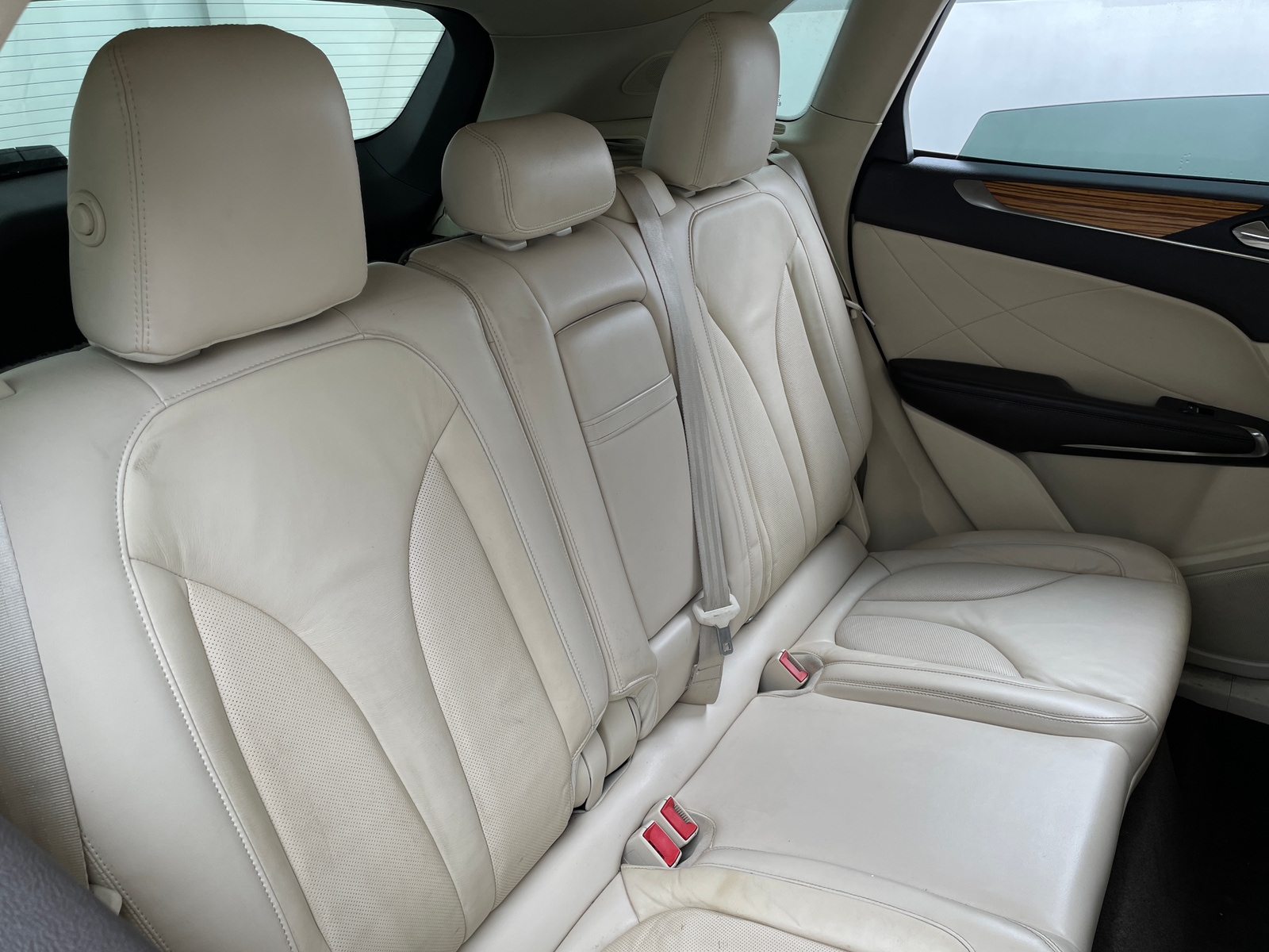 Thumbnail: 2015 Lincoln MKC - 5