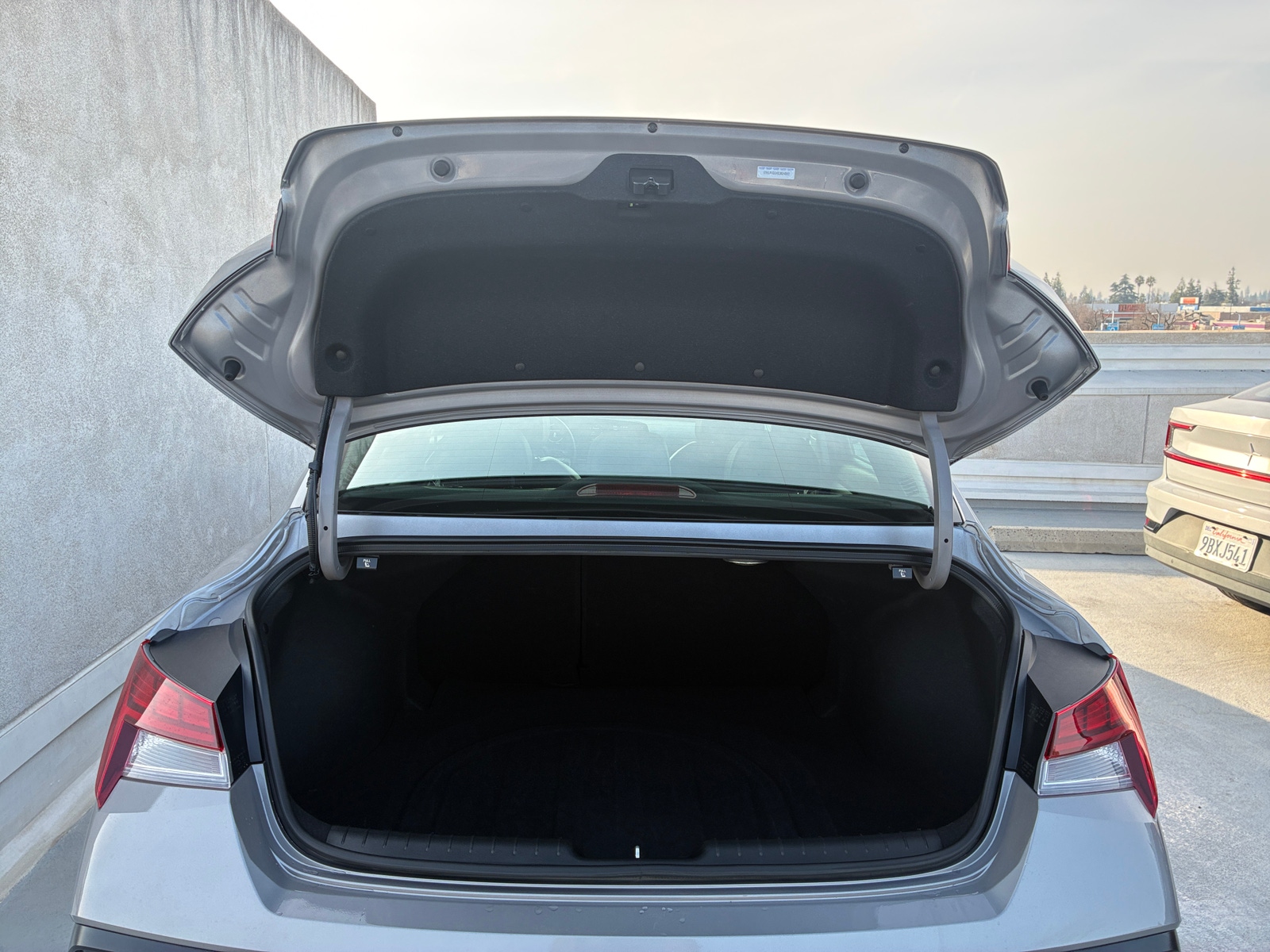 Thumbnail: 2025 Hyundai Elantra - 5