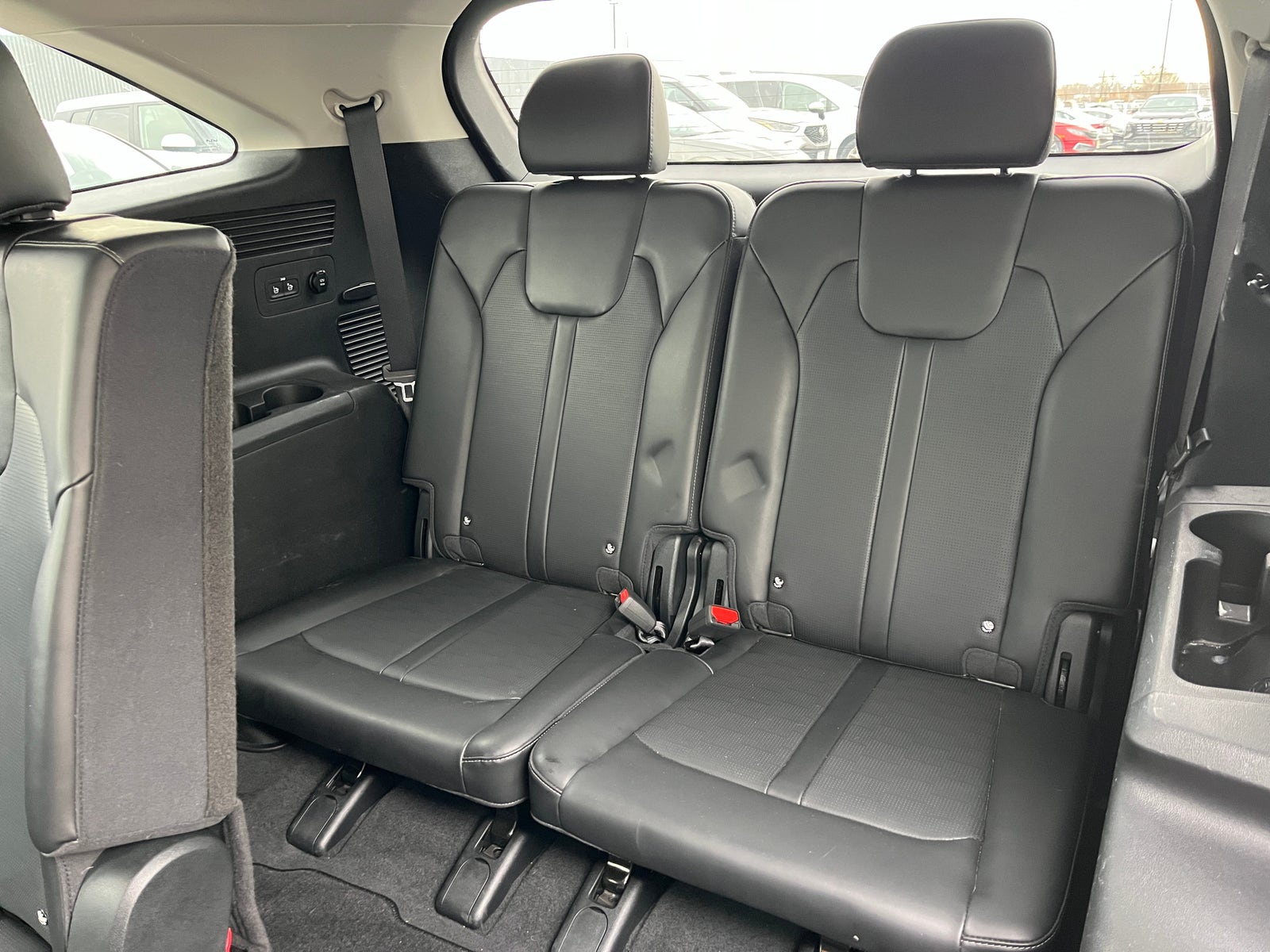 Thumbnail: 2024 Kia Sorento - 5